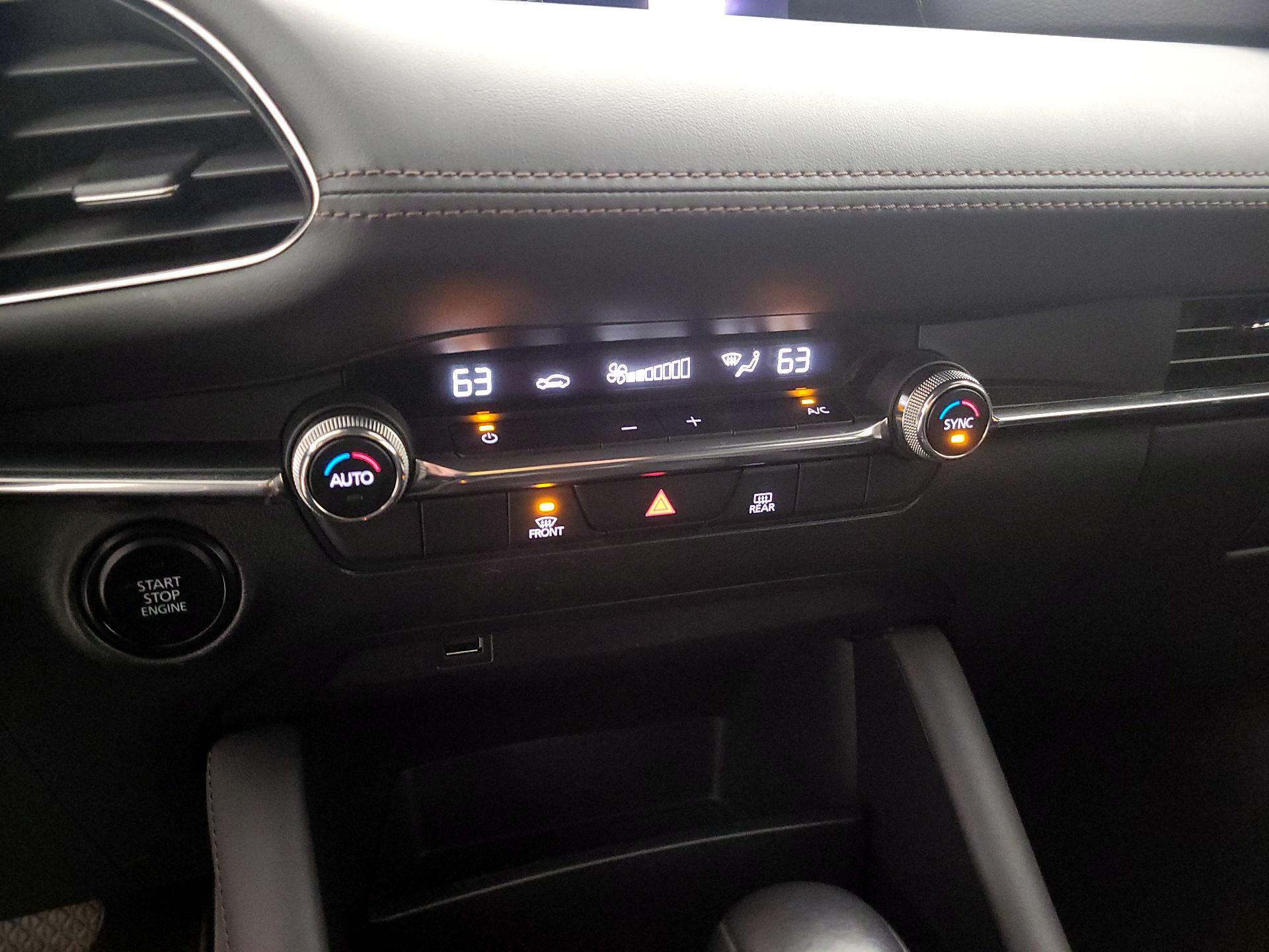 Thumbnail: 2019 Mazda Mazda3 - 16