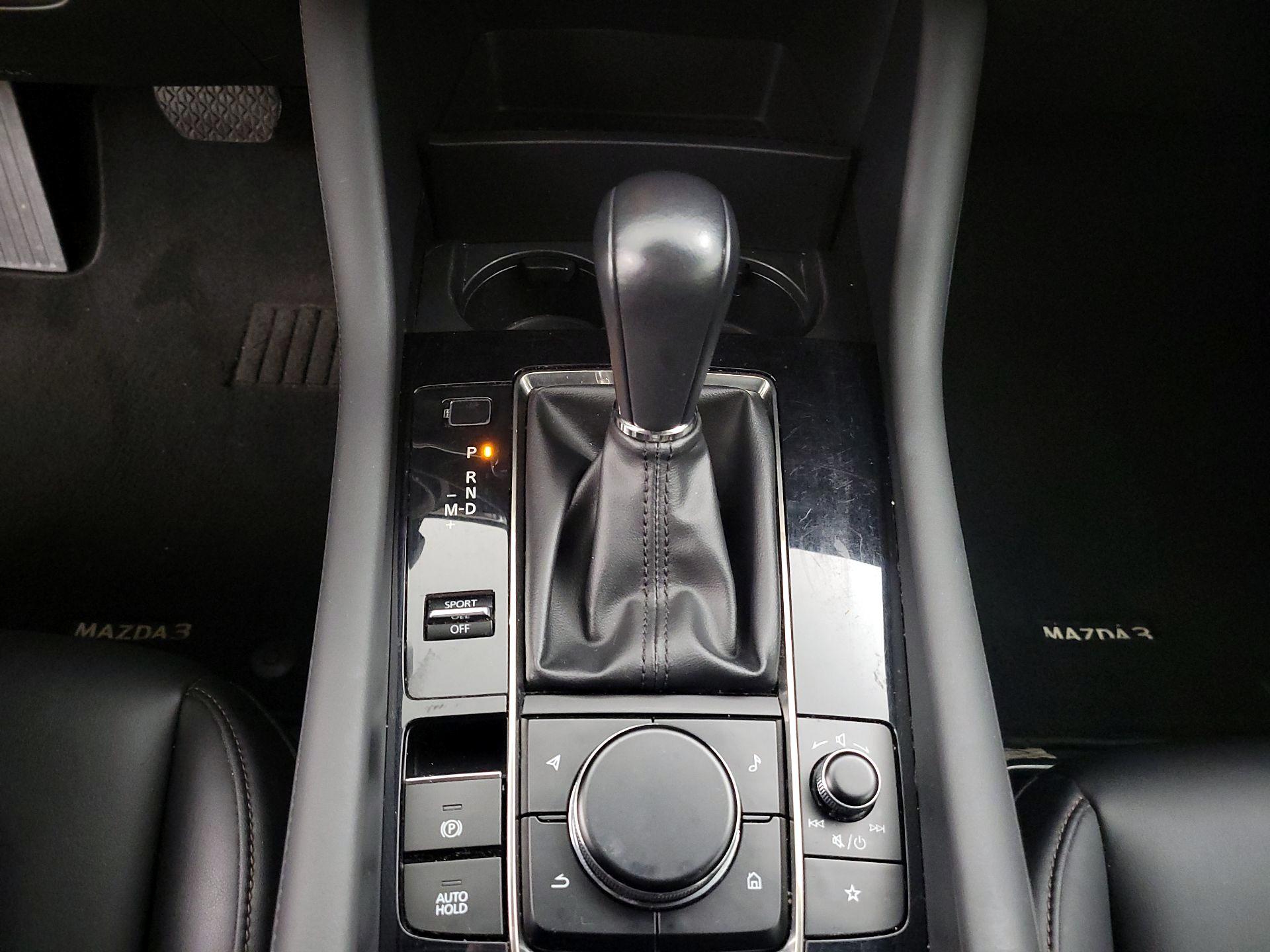 Thumbnail: 2019 Mazda Mazda3 - 17