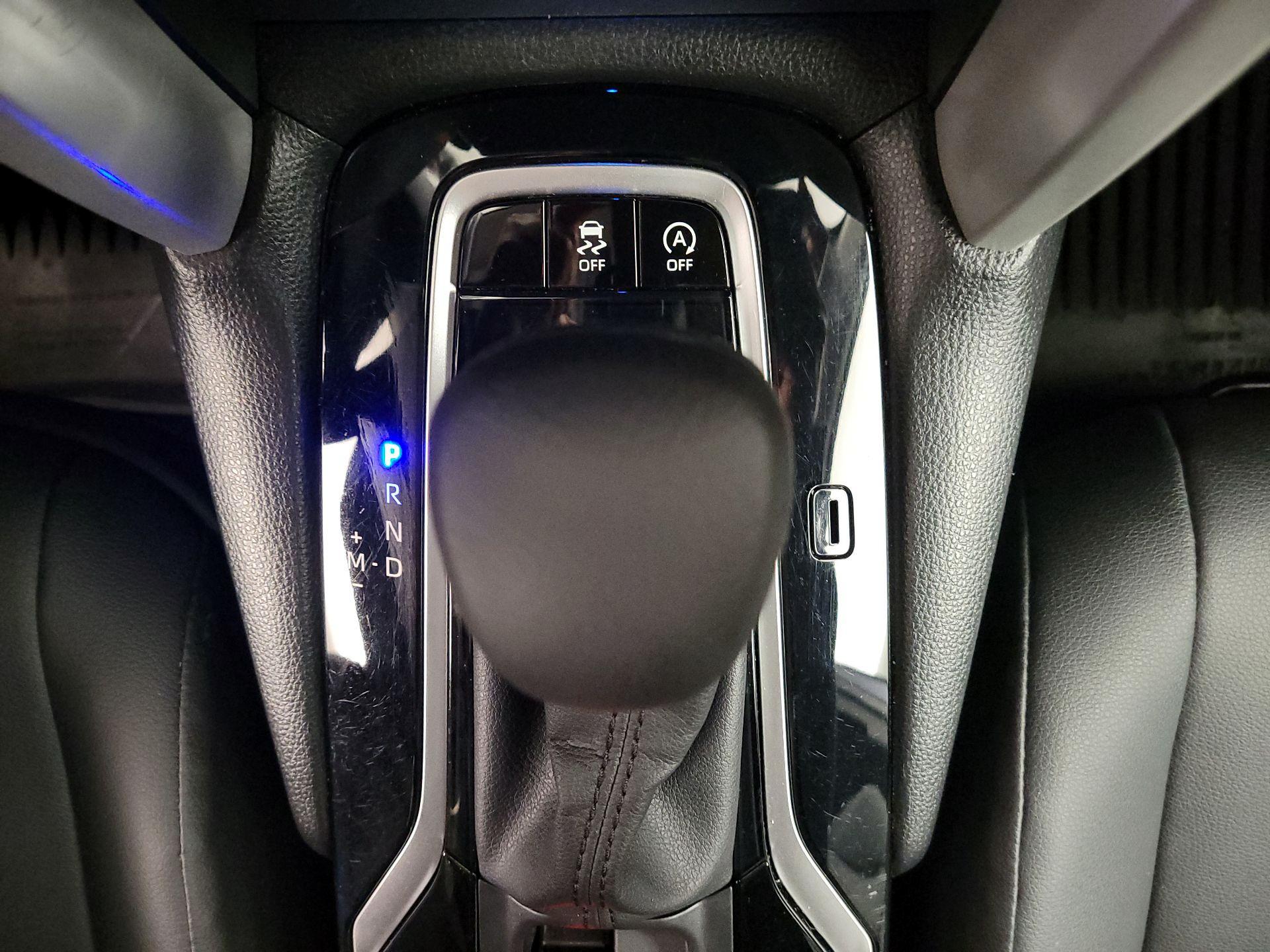 Thumbnail: 2023 Toyota Corolla Cross - 17