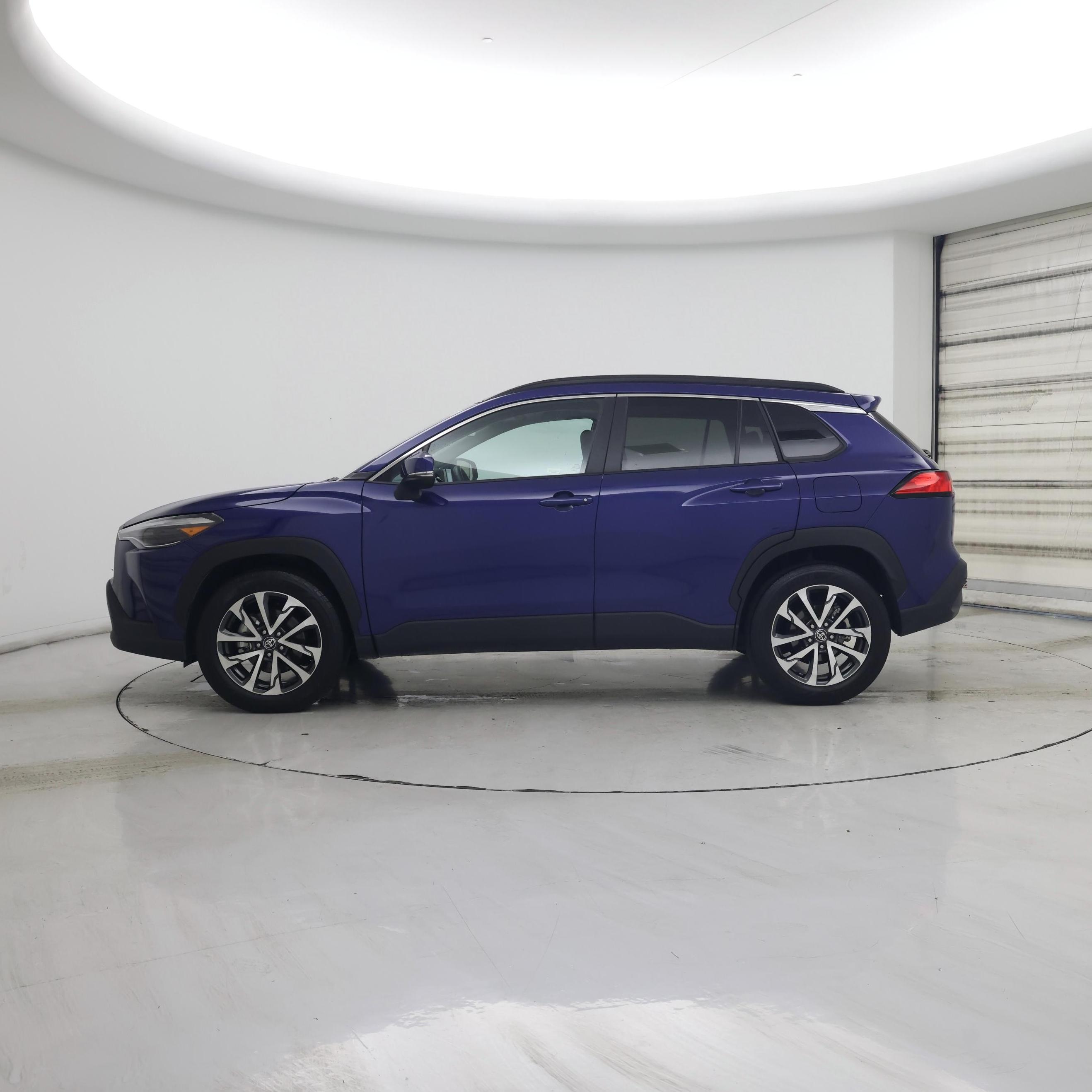 Thumbnail: 2023 Toyota Corolla Cross - 3