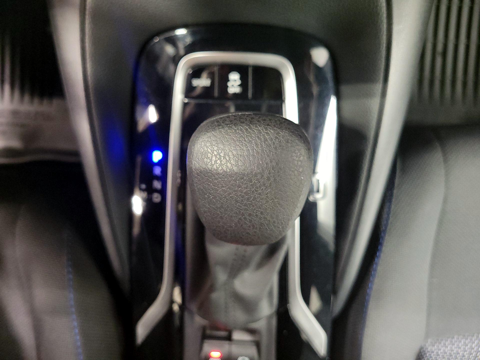 Thumbnail: 2021 Toyota Corolla - 17