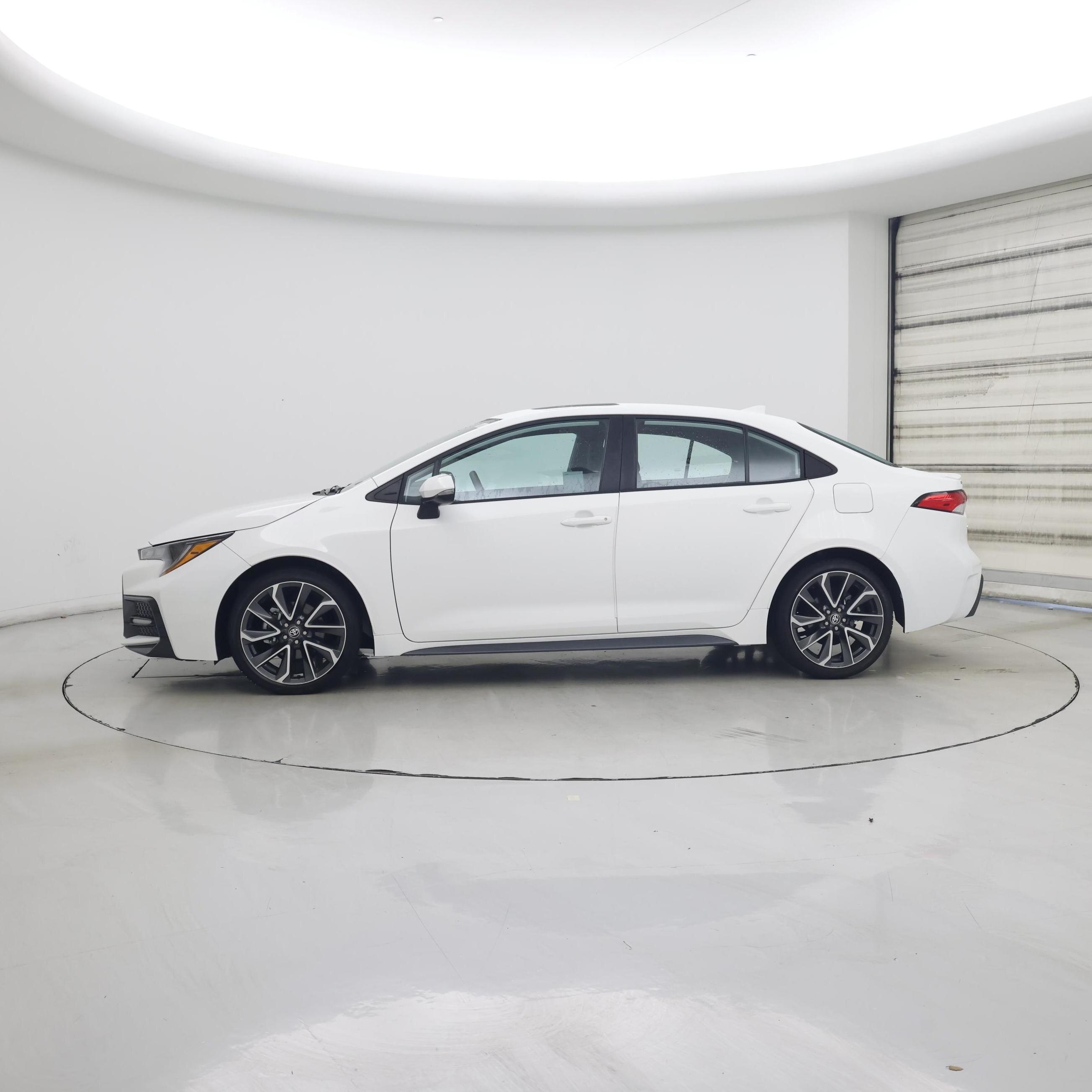 Thumbnail: 2021 Toyota Corolla - 3