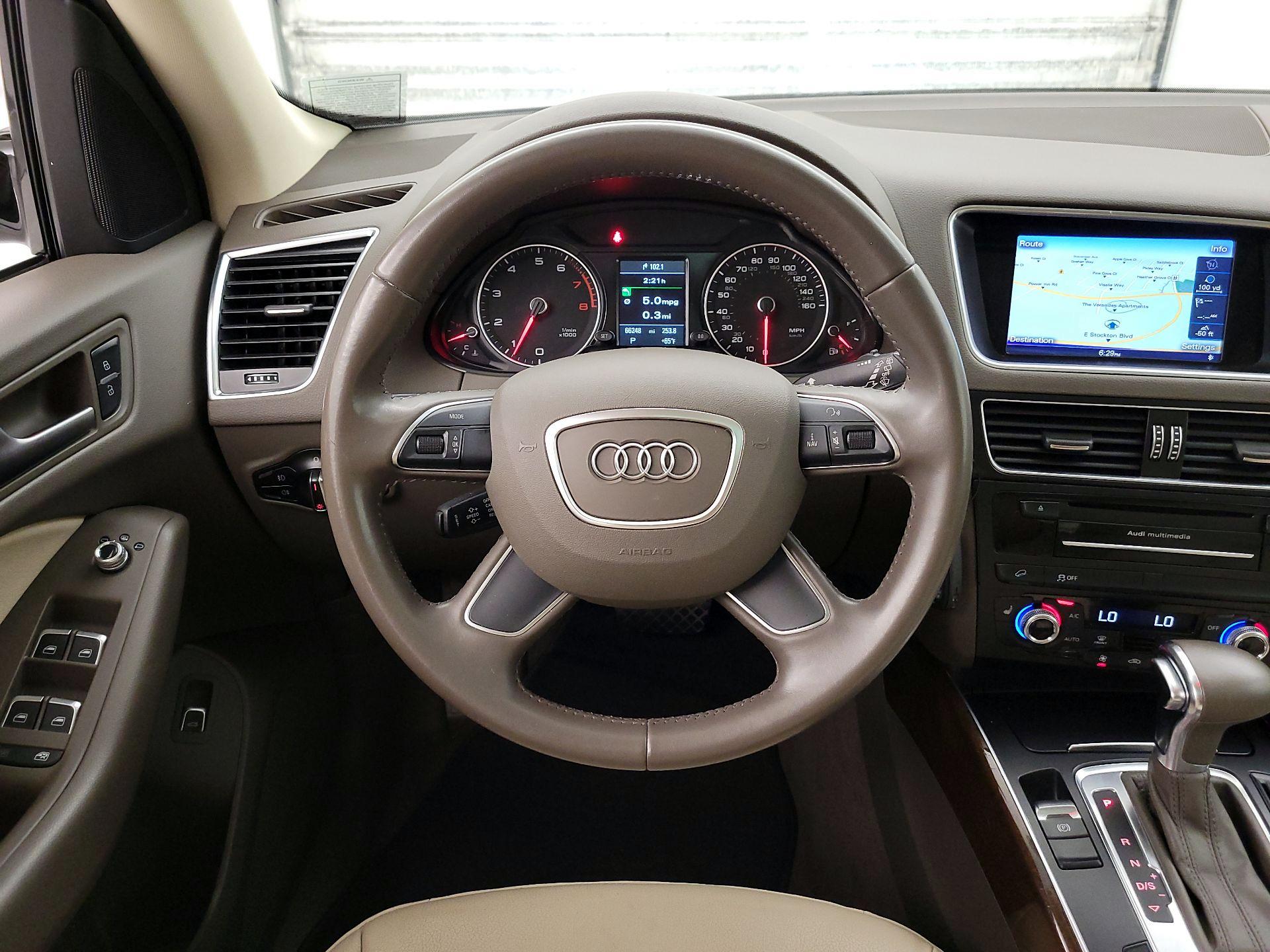 Thumbnail: 2015 Audi Q5 - 10