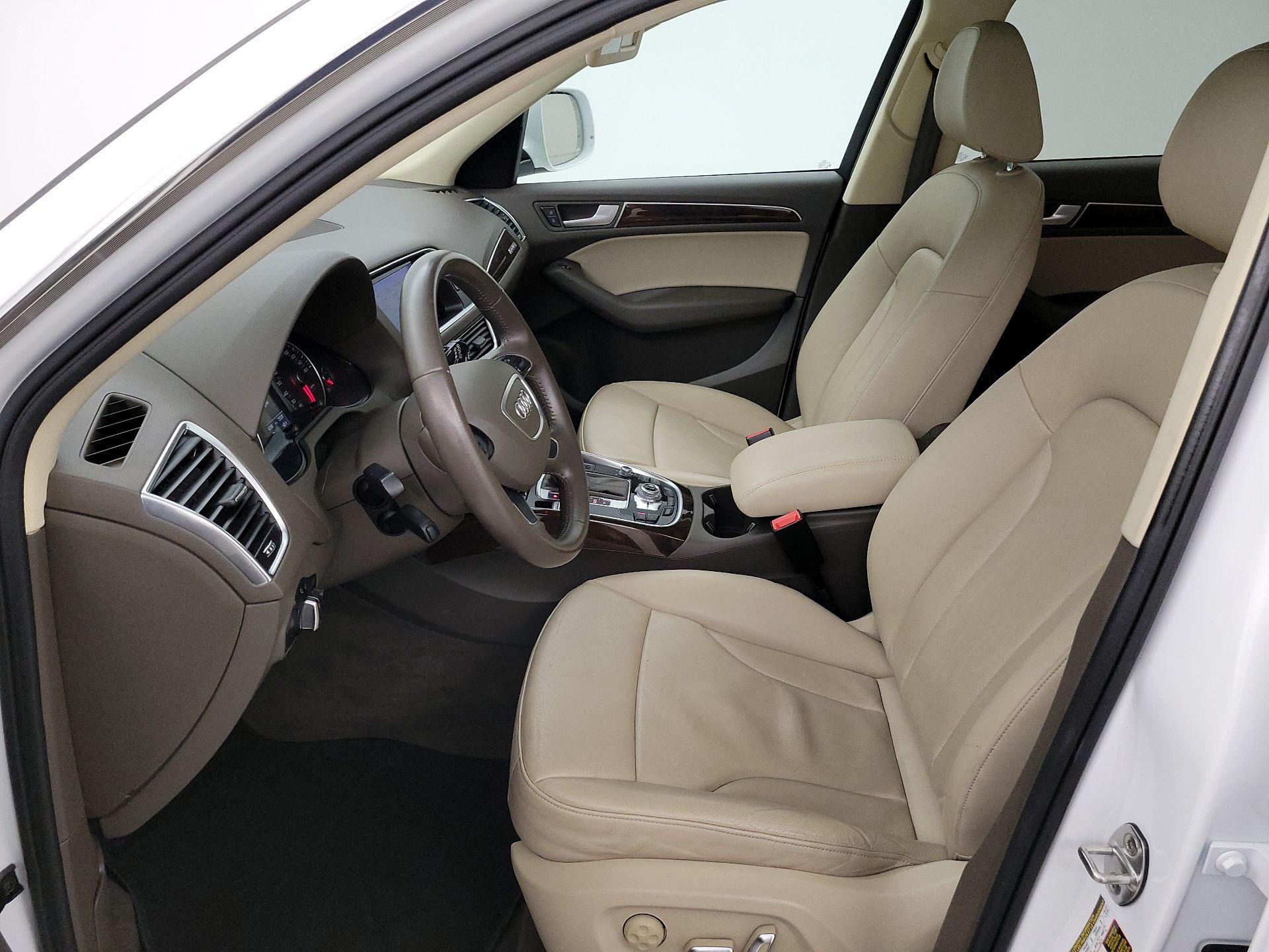 Thumbnail: 2015 Audi Q5 - 11