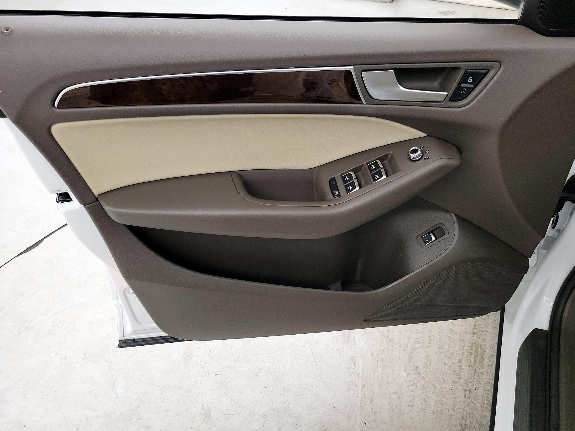 Thumbnail: 2015 Audi Q5 - 12