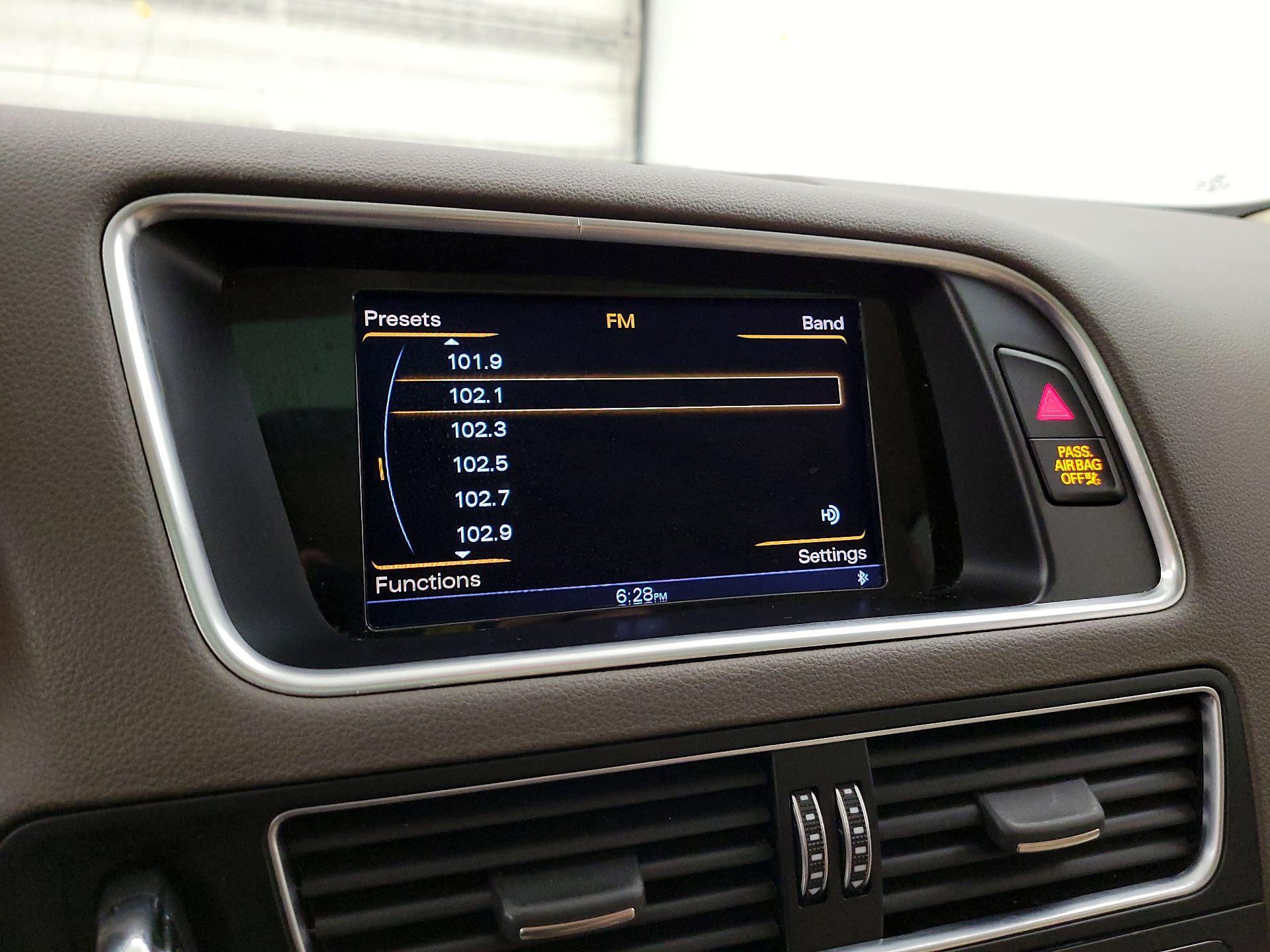 Thumbnail: 2015 Audi Q5 - 16