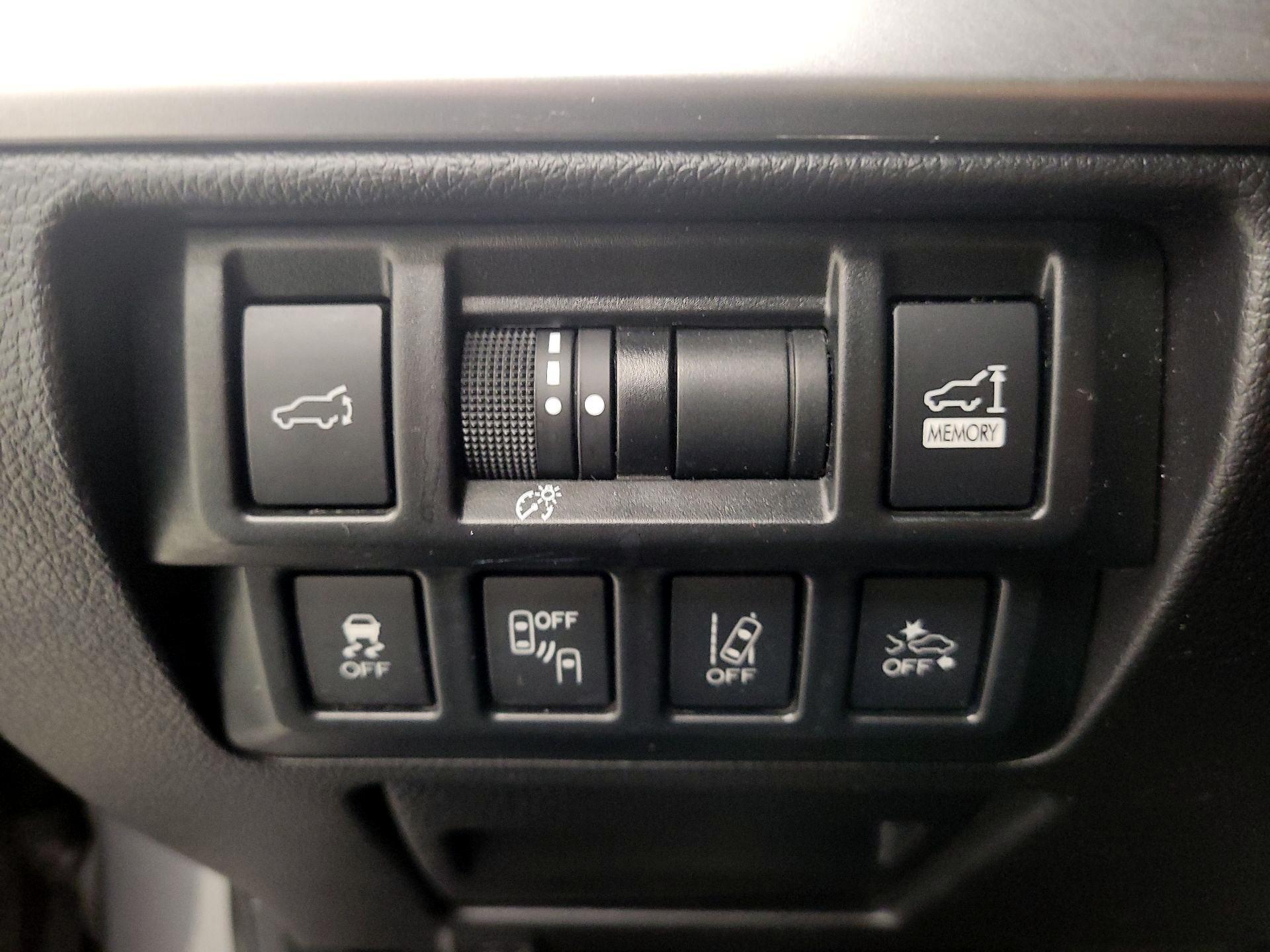 Thumbnail: 2019 Subaru Outback - 13