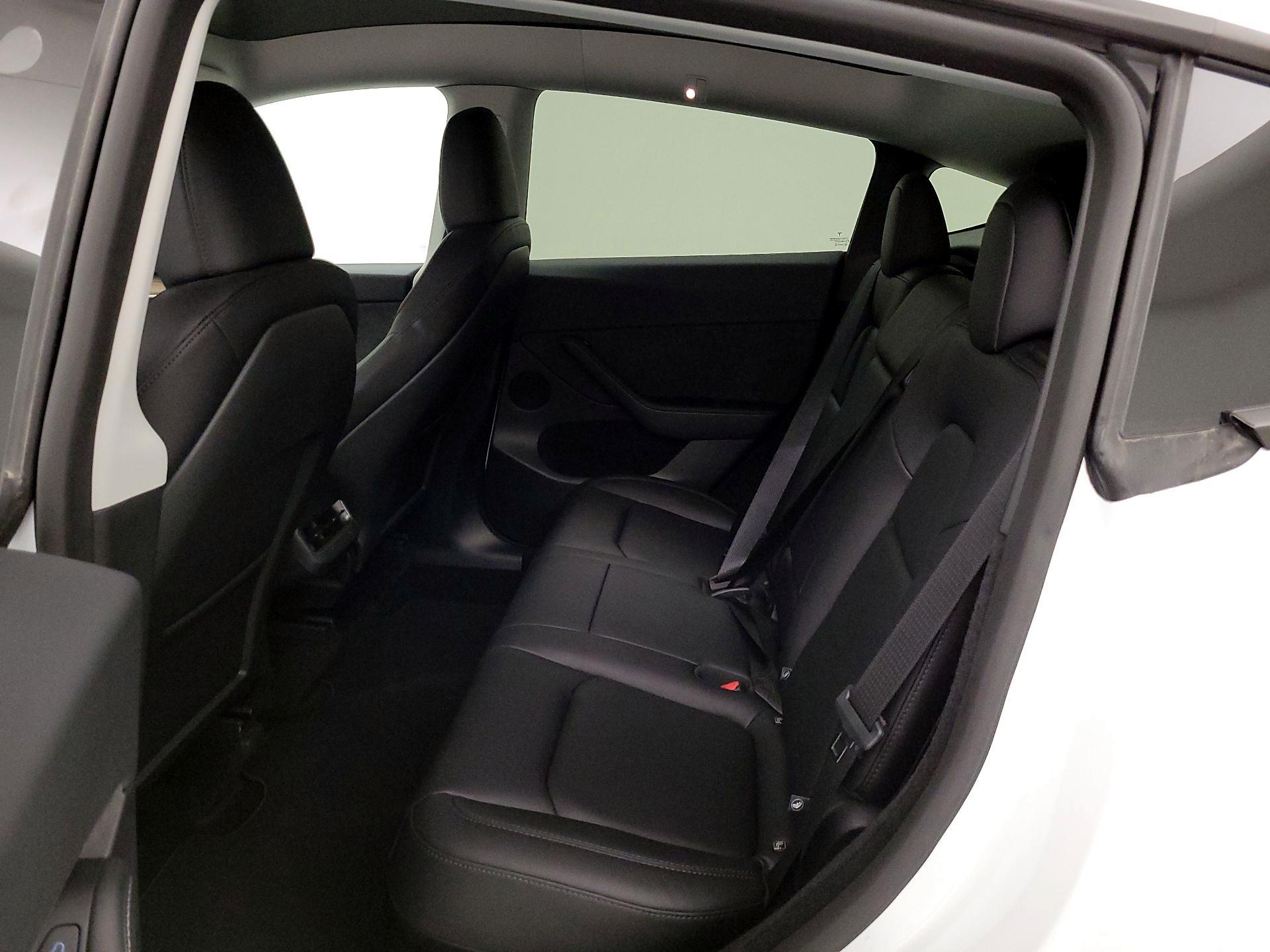 Thumbnail: 2025 Tesla Model Y - 19