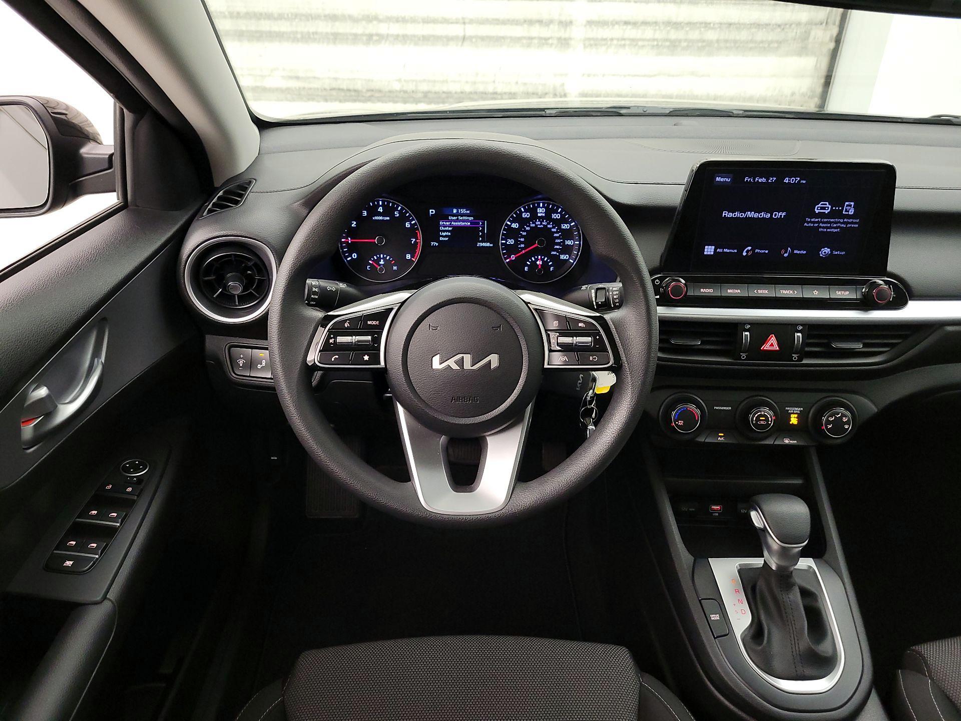 Thumbnail: 2023 Kia Forte - 10