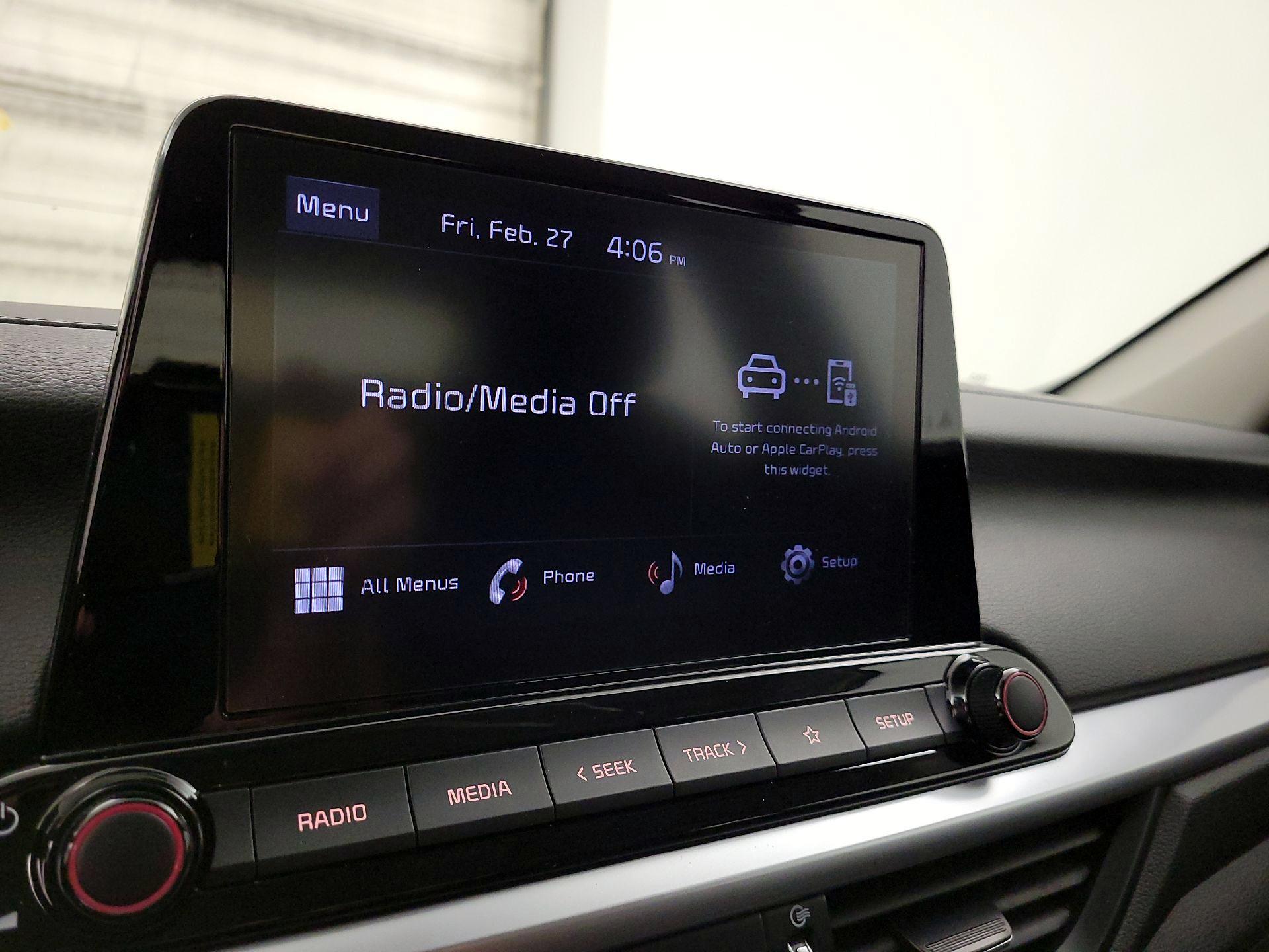 Thumbnail: 2023 Kia Forte - 15