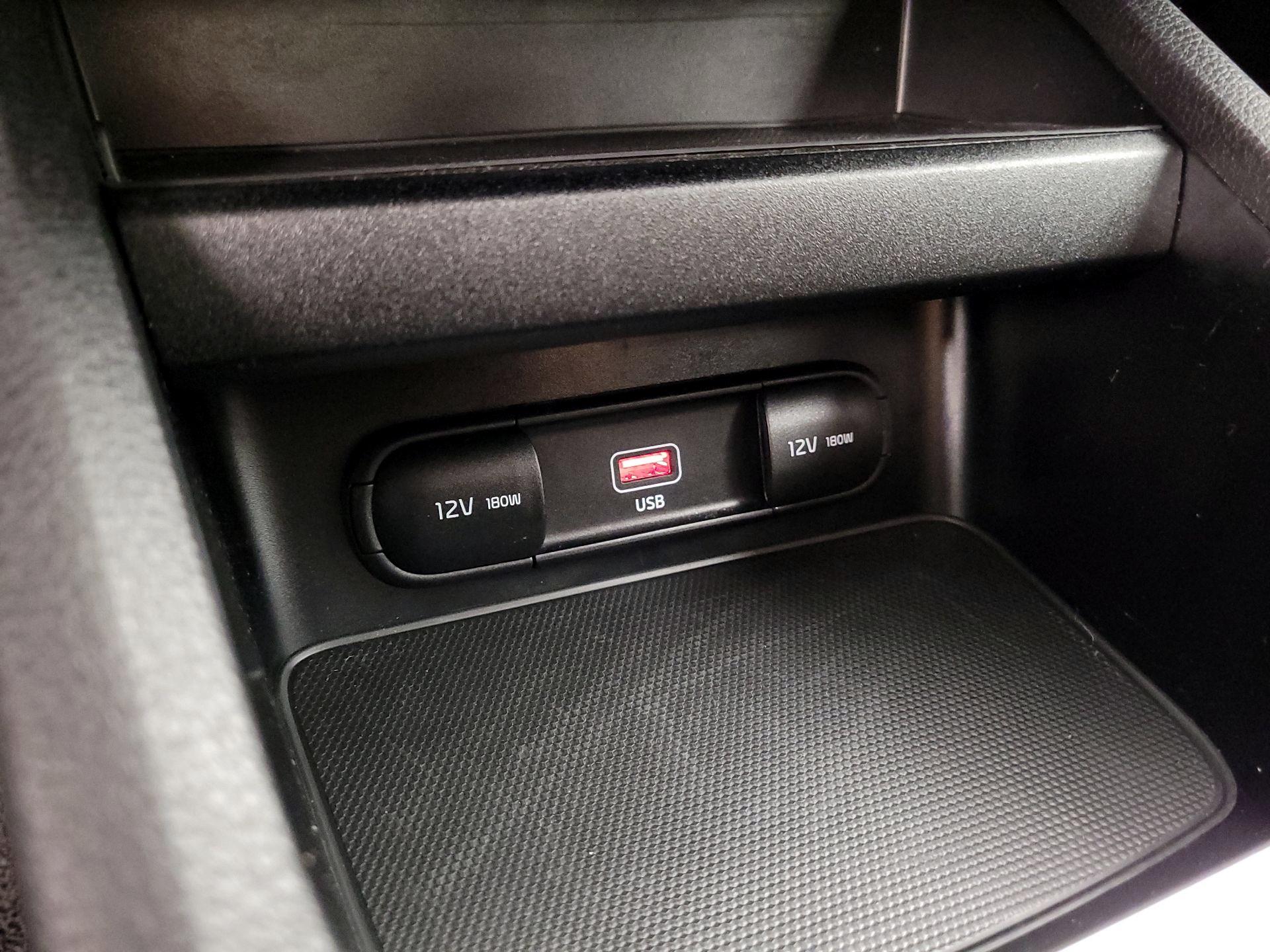 Thumbnail: 2023 Kia Forte - 18