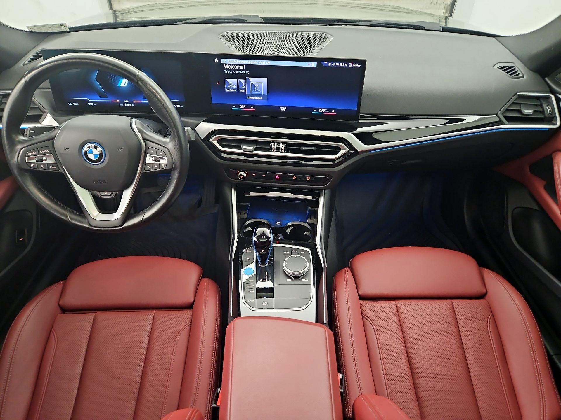 Thumbnail: 2023 BMW i4 - 9