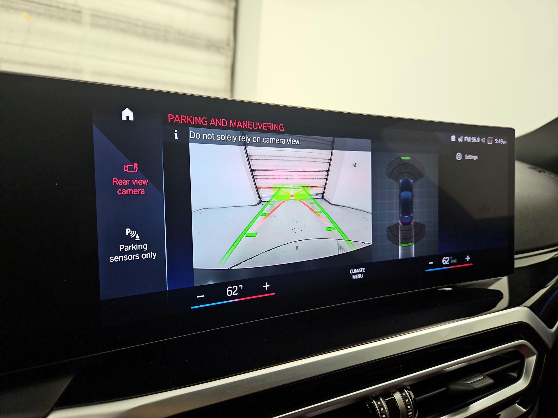 Thumbnail: 2023 BMW i4 - 15