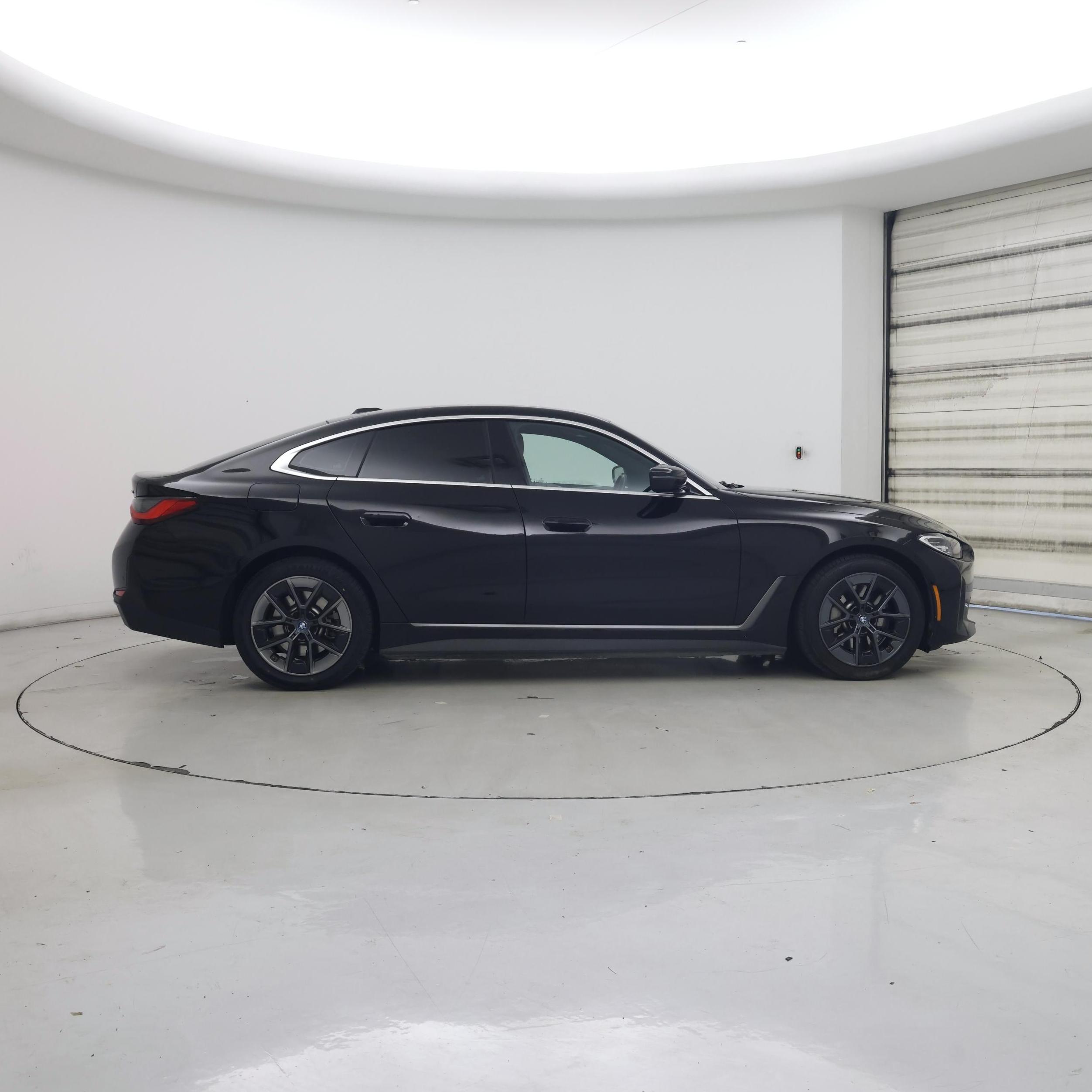 Thumbnail: 2023 BMW i4 - 7