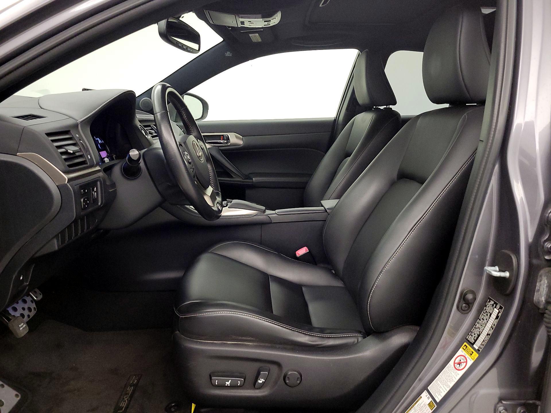 Thumbnail: 2015 Lexus CT - 11