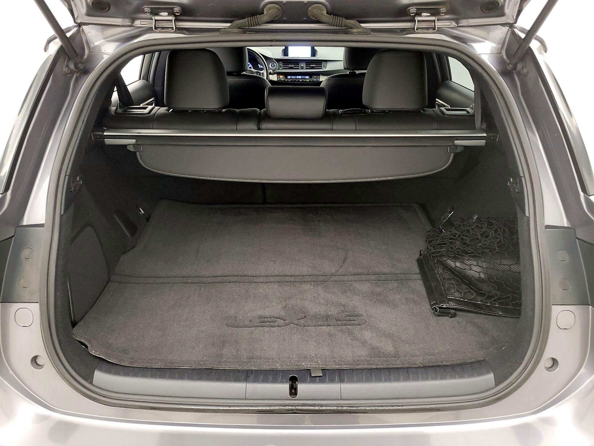 Thumbnail: 2015 Lexus CT - 19