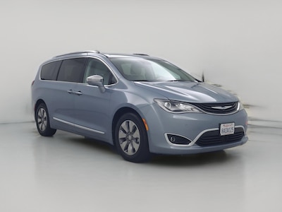 2017 Chrysler Pacifica Hybrid Platinum