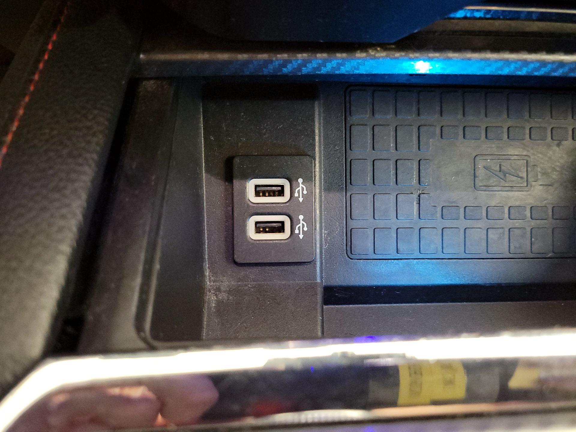 Thumbnail: 2019 Ford Expedition - 19