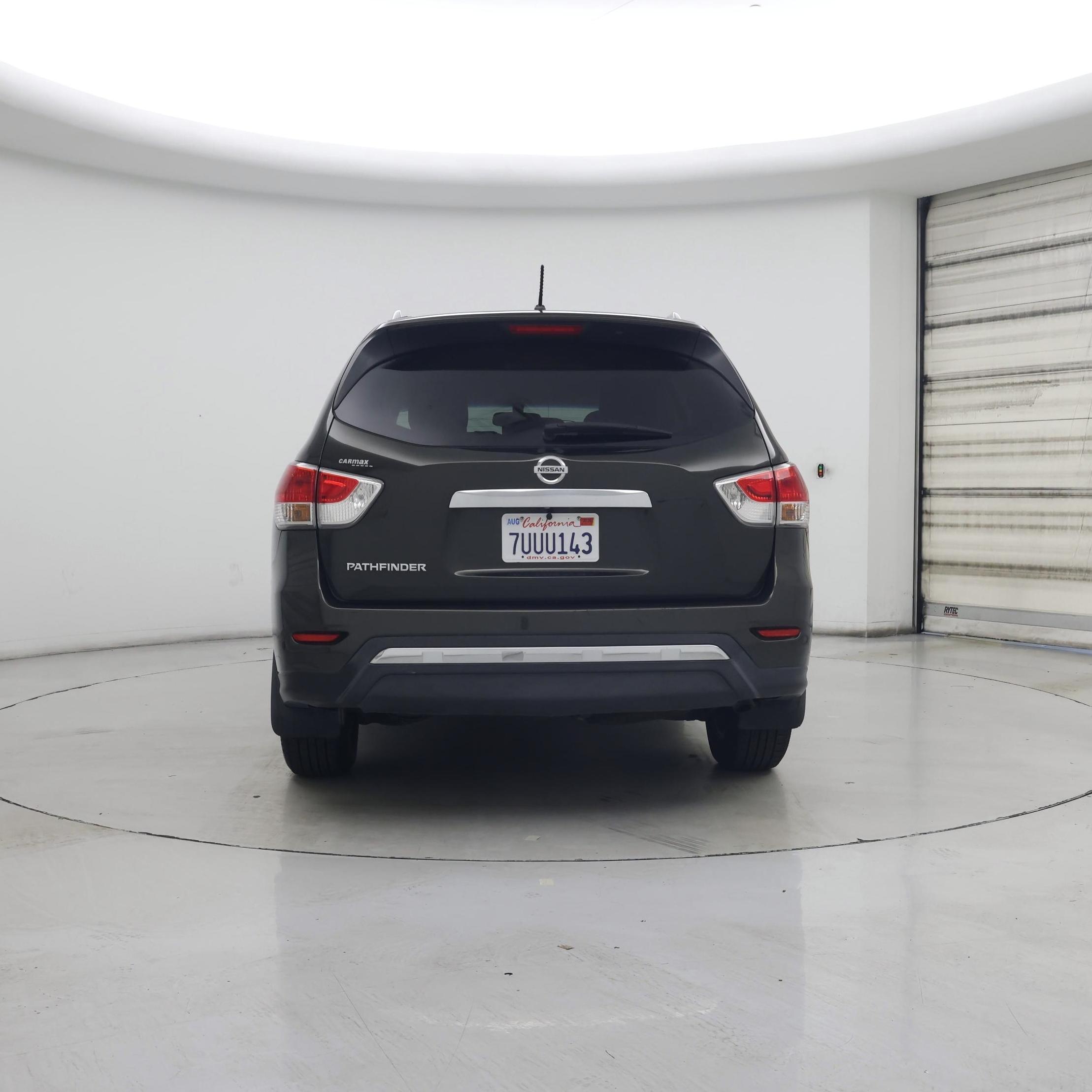 Thumbnail: 2016 Nissan Pathfinder - 6