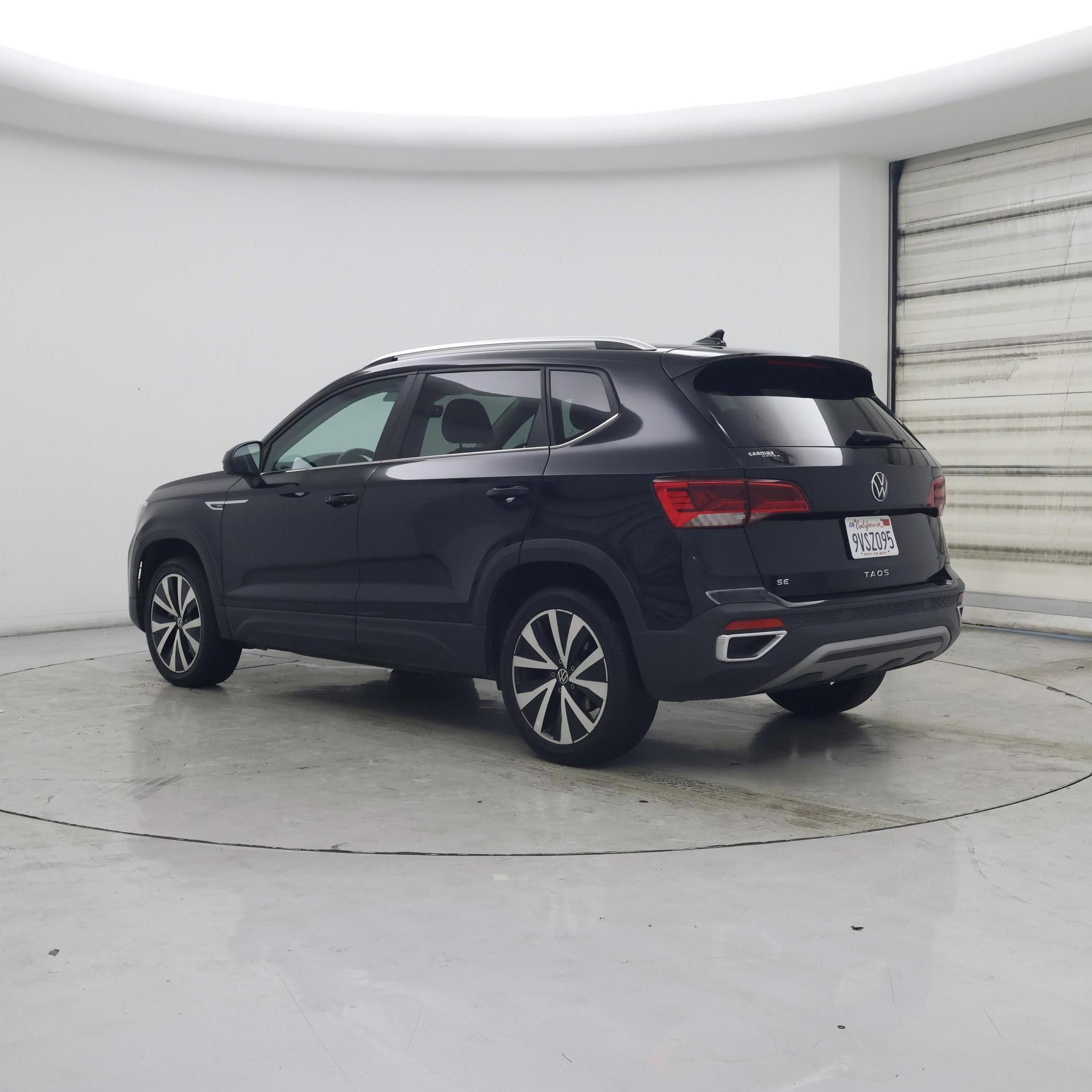 Thumbnail: 2022 Volkswagen Taos - 2