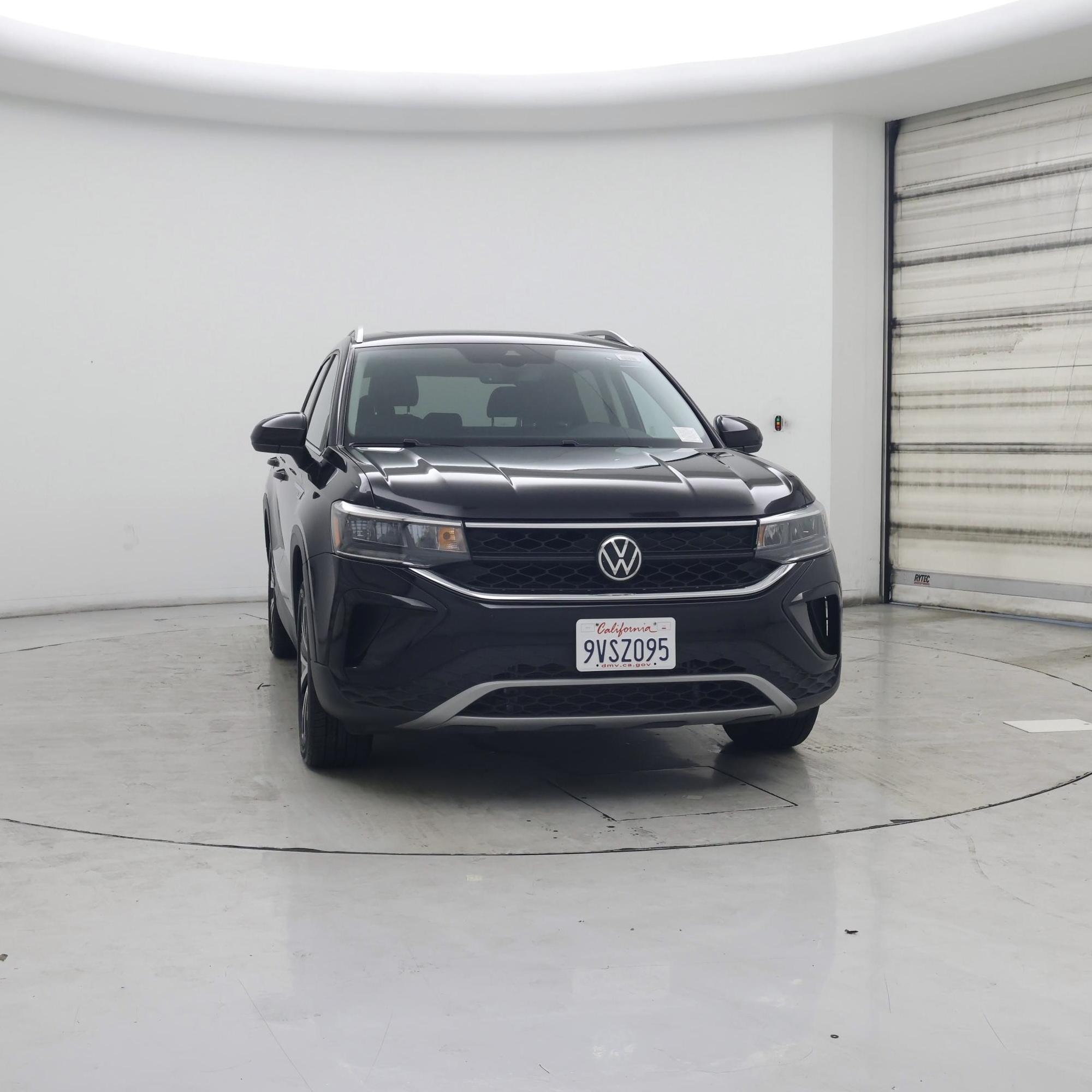 Thumbnail: 2022 Volkswagen Taos - 5