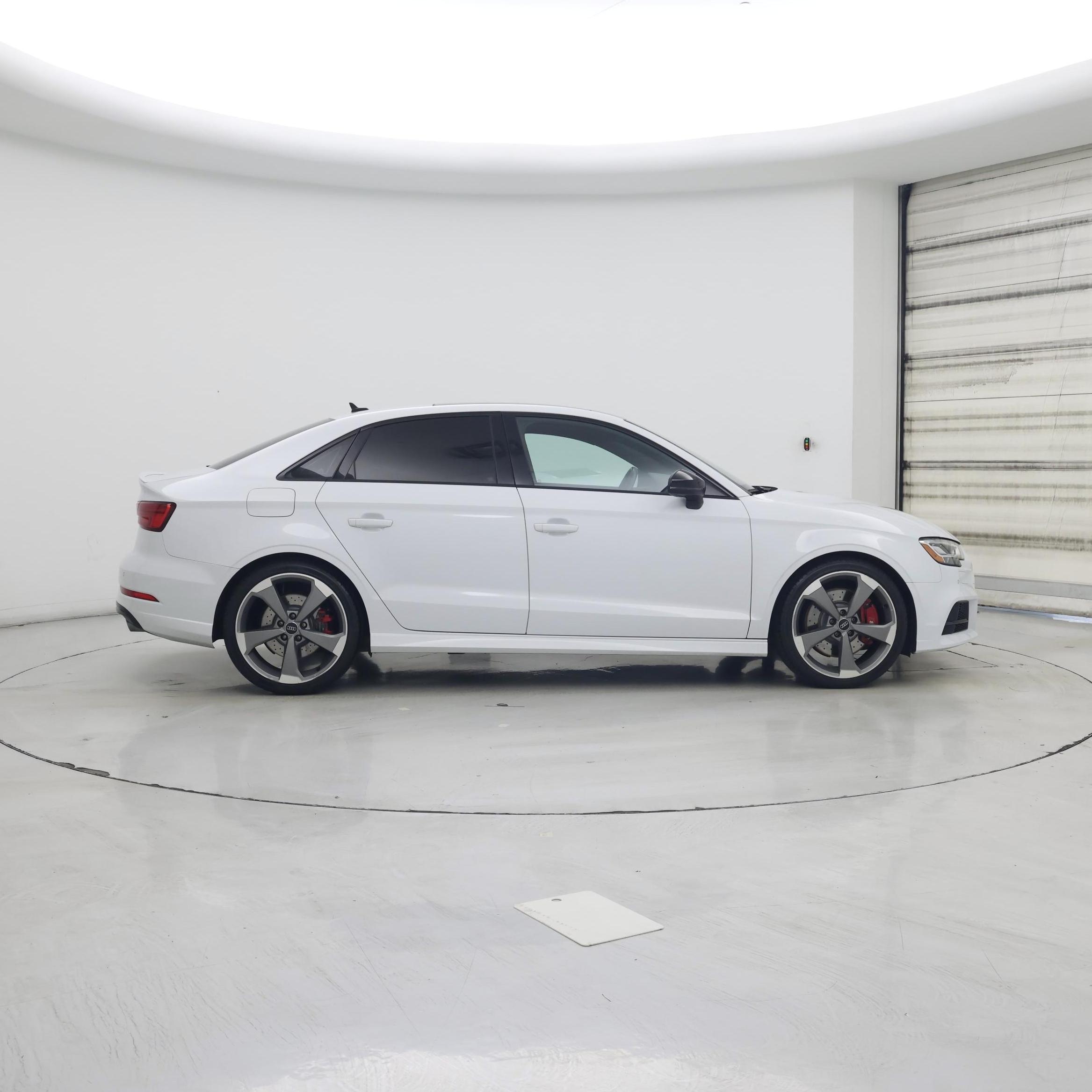 Thumbnail: 2020 Audi S3 - 7