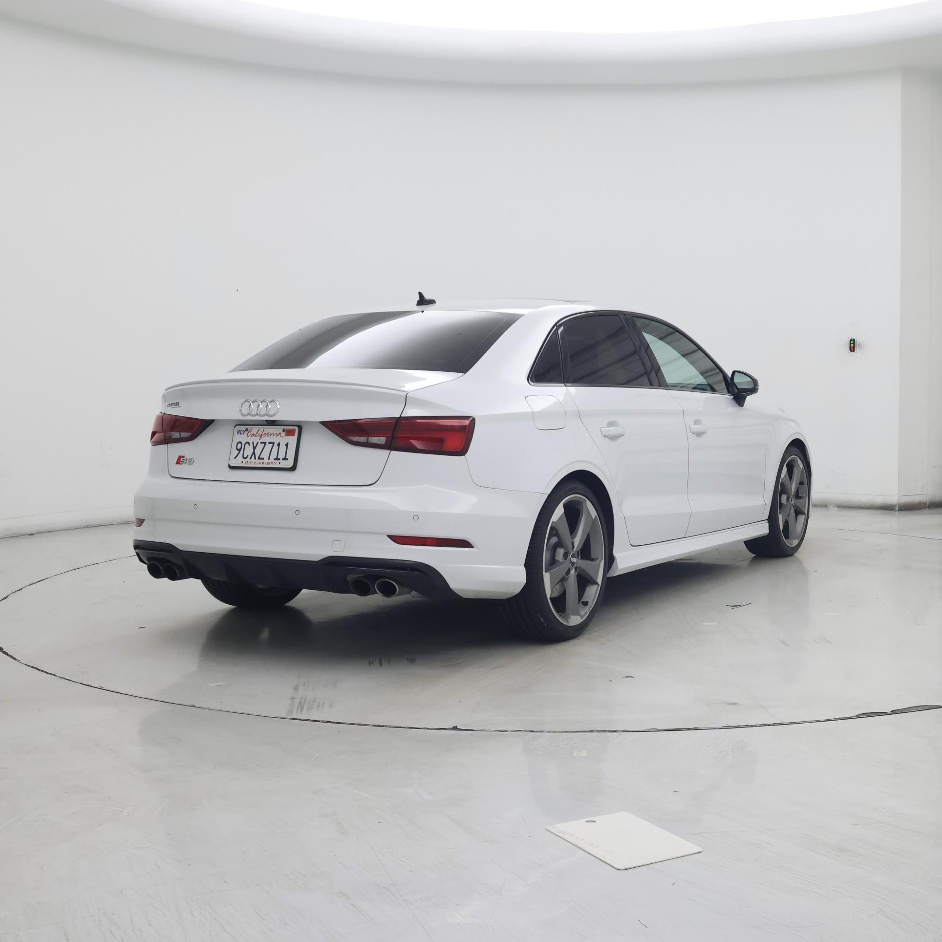 Thumbnail: 2020 Audi S3 - 8