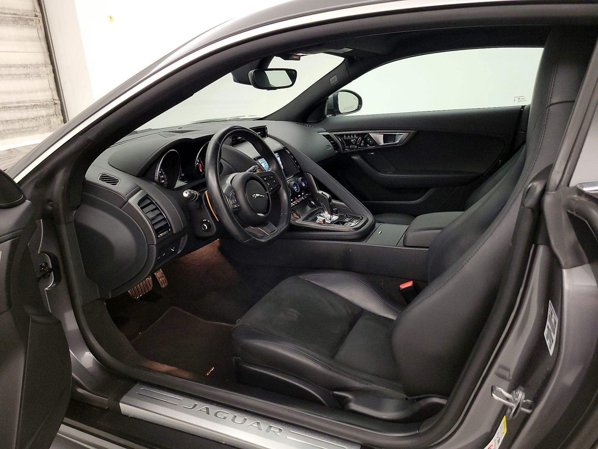 Thumbnail: 2016 Jaguar F-Type - 11