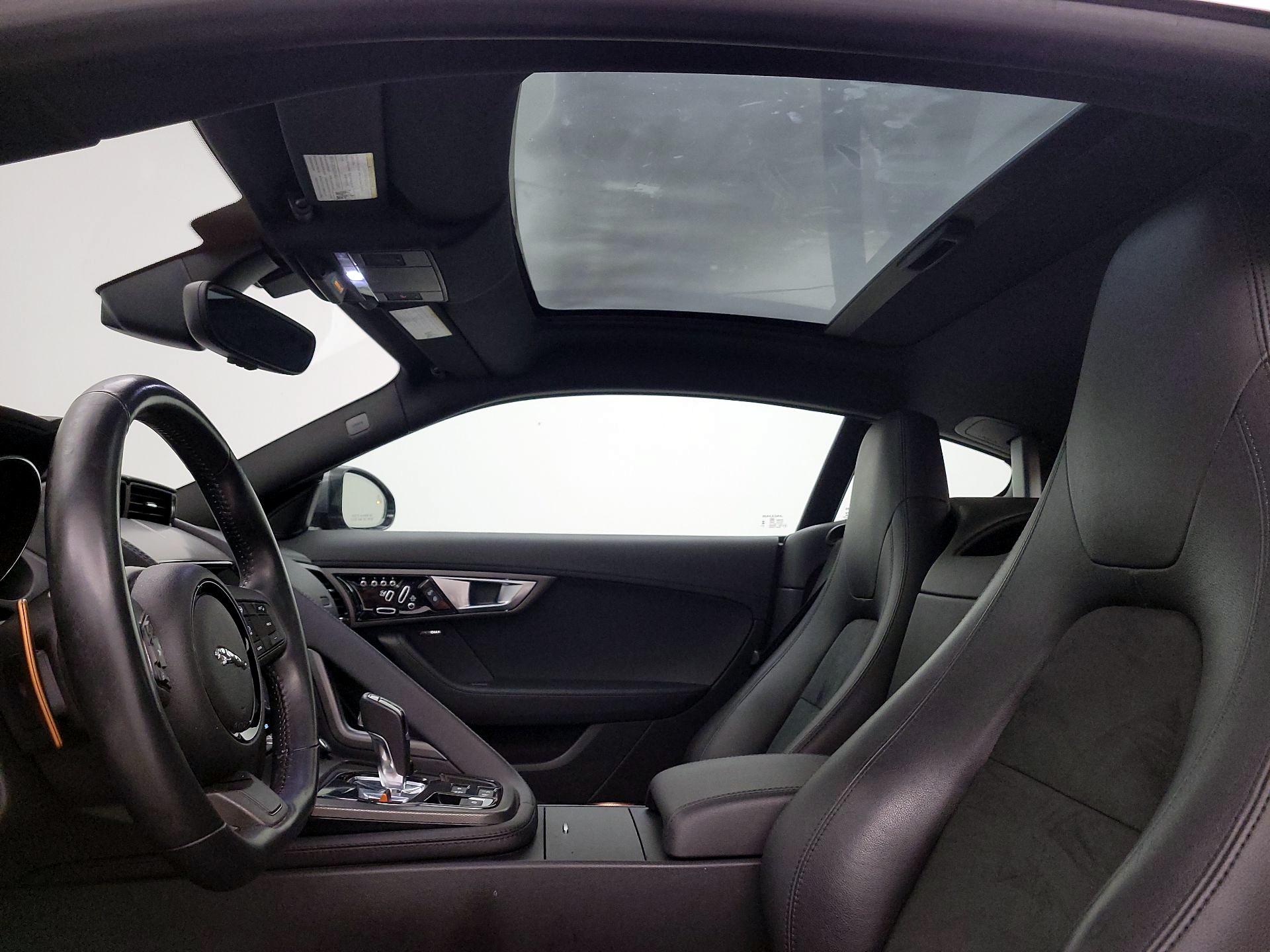 Thumbnail: 2016 Jaguar F-Type - 18