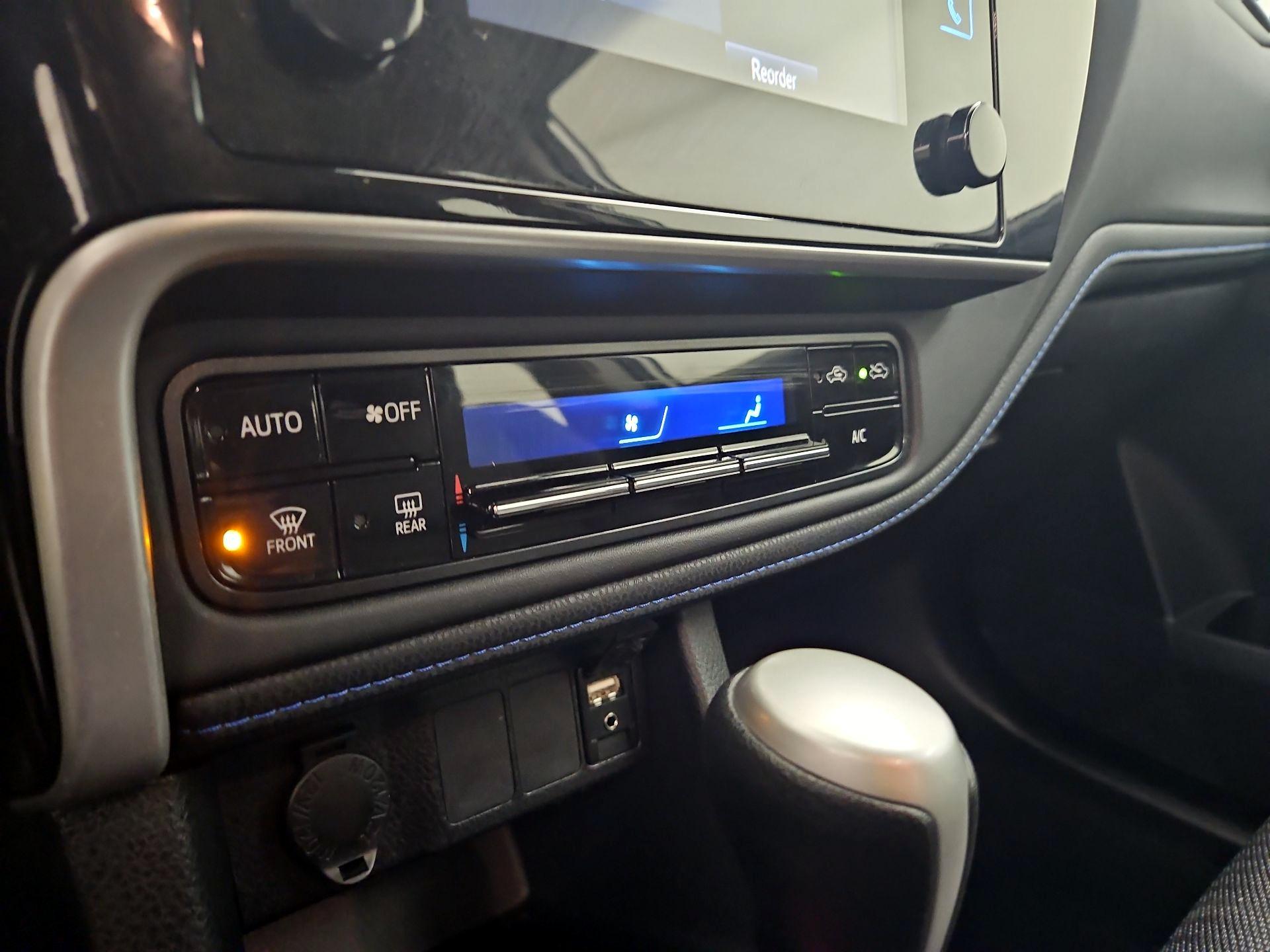 Thumbnail: 2017 Toyota Corolla - 14