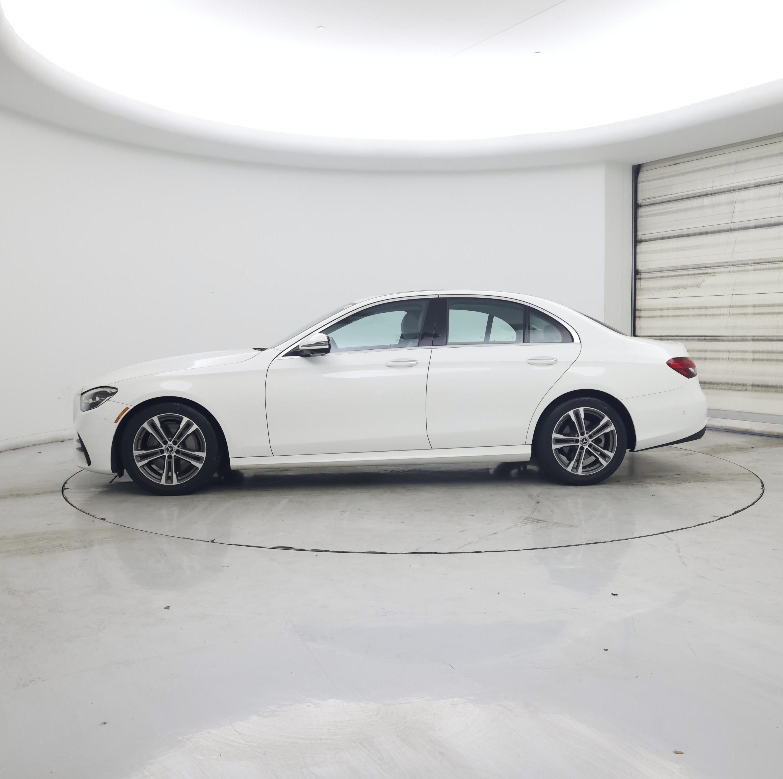 Thumbnail: 2021 Mercedes-Benz E-Class - 3
