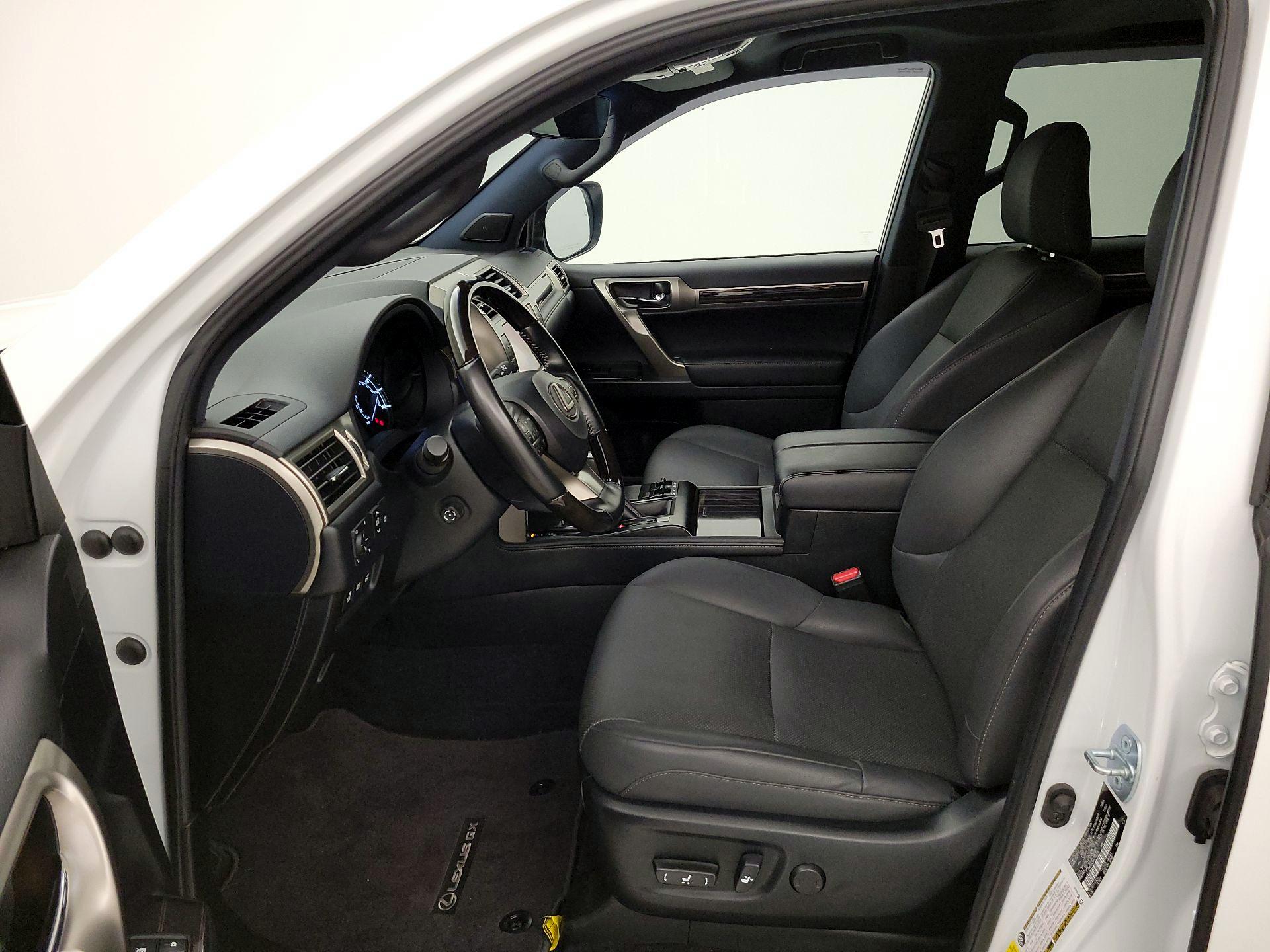 Thumbnail: 2021 Lexus GX - 11