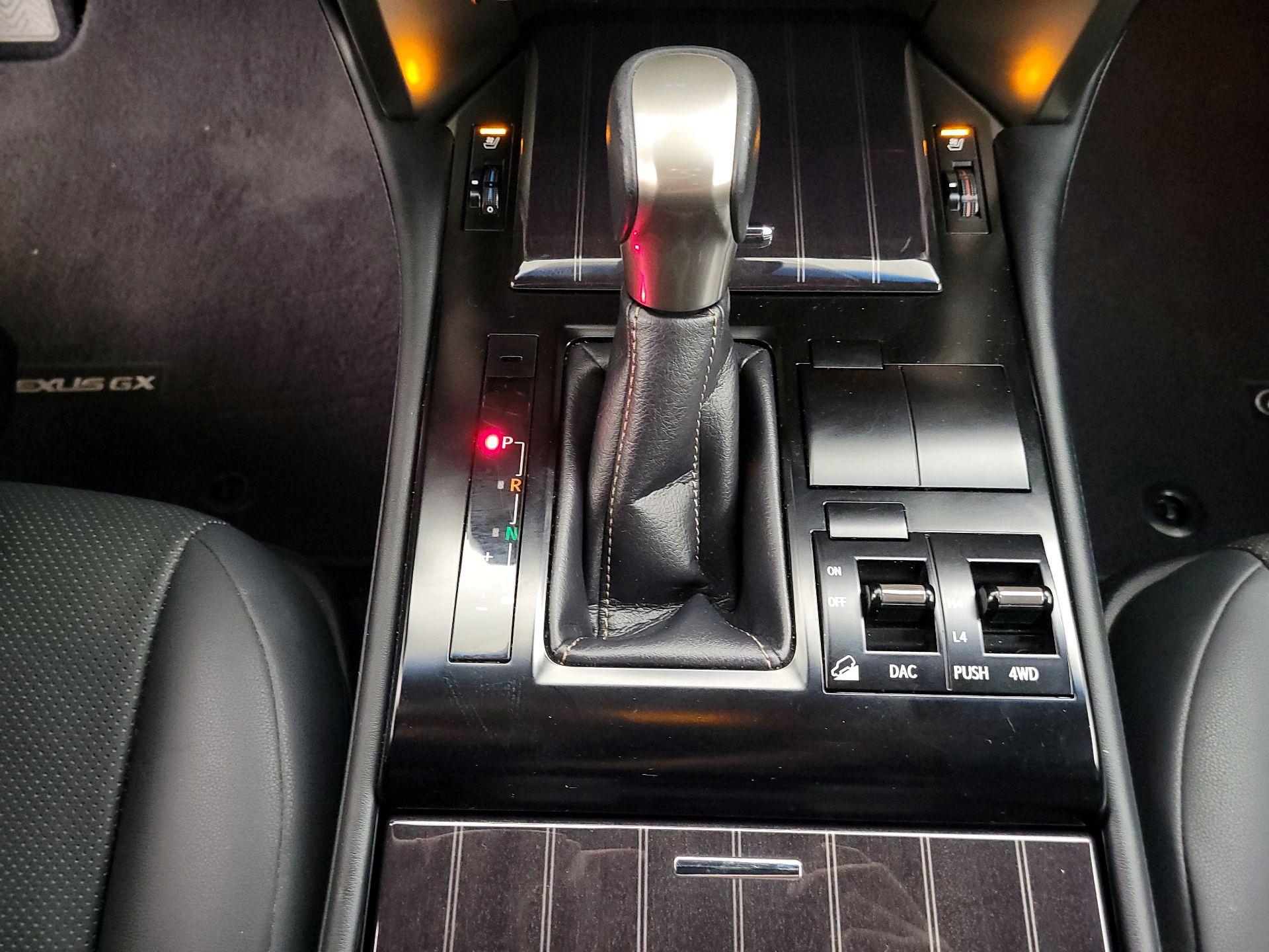 Thumbnail: 2021 Lexus GX - 18