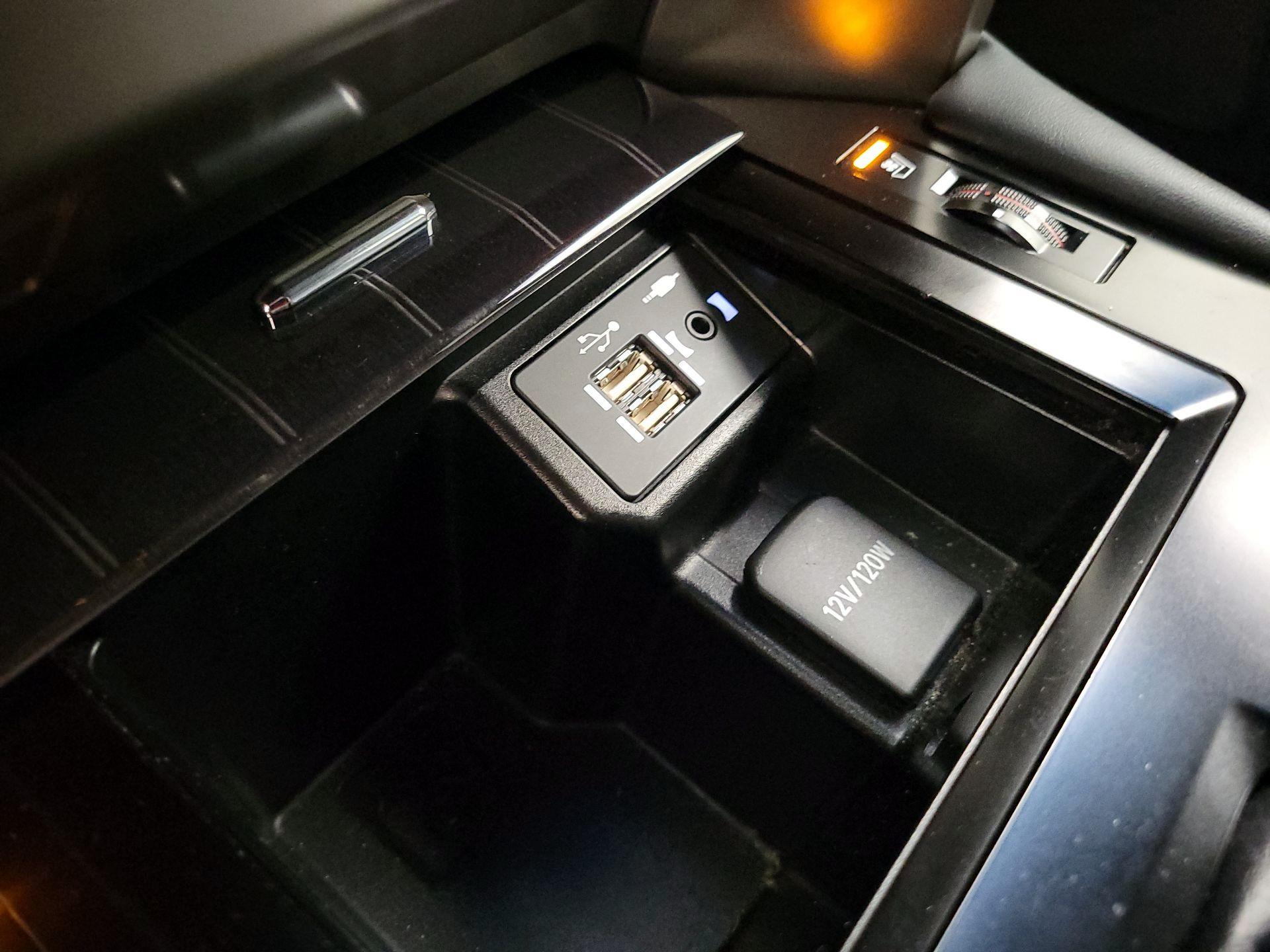 Thumbnail: 2021 Lexus GX - 19