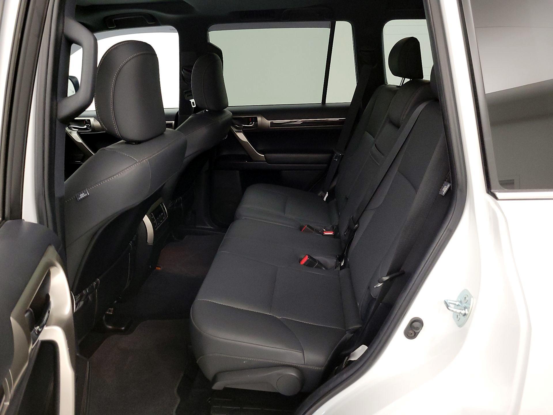 Thumbnail: 2021 Lexus GX - 20