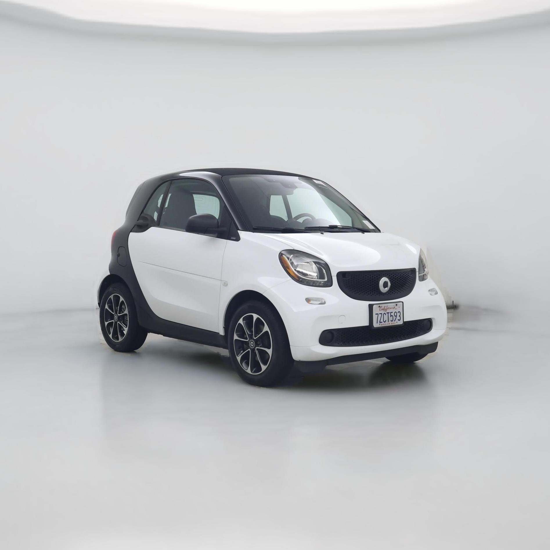 Thumbnail: 2017 smart fortwo - 1