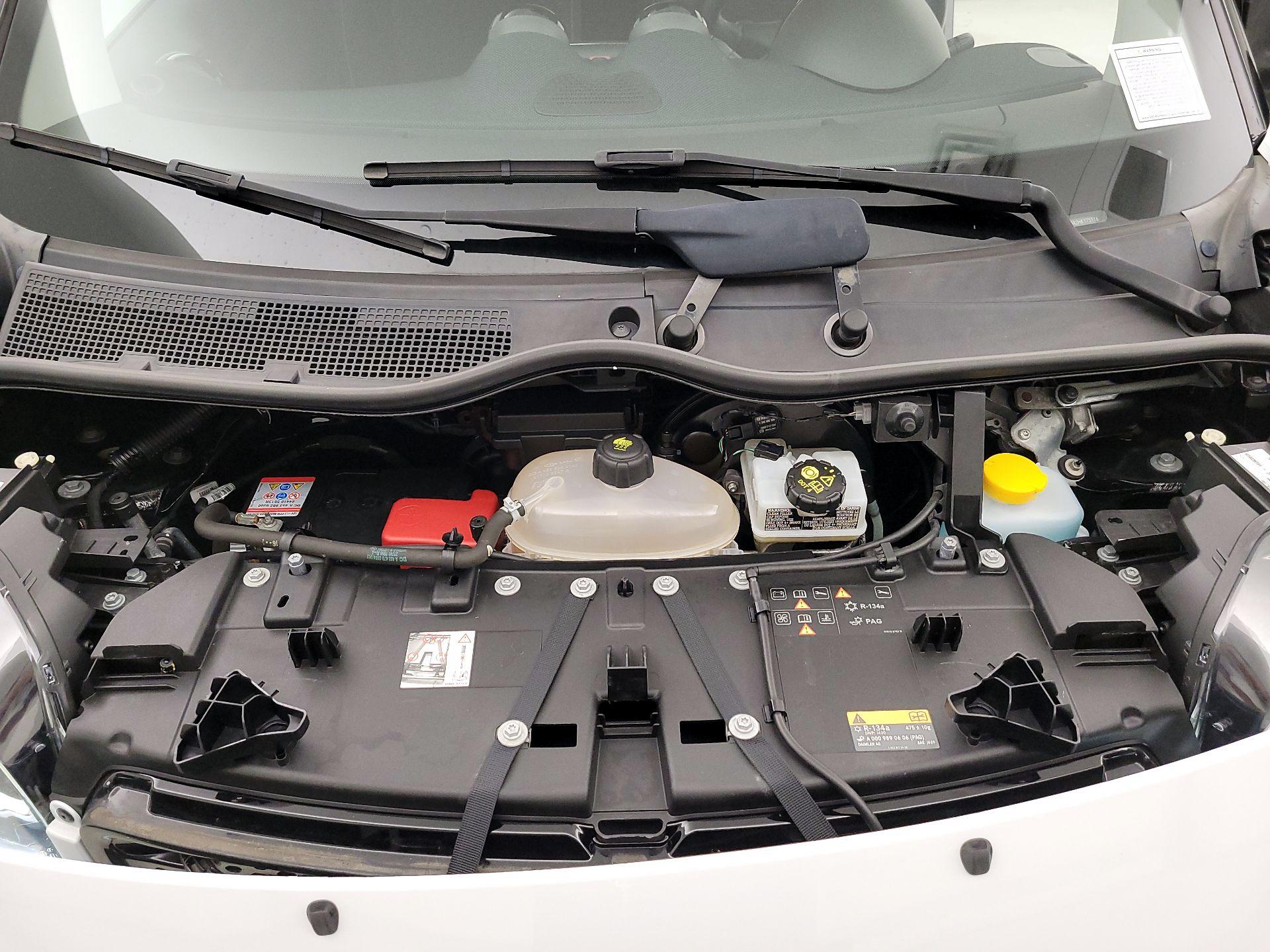 Thumbnail: 2017 smart fortwo - 19