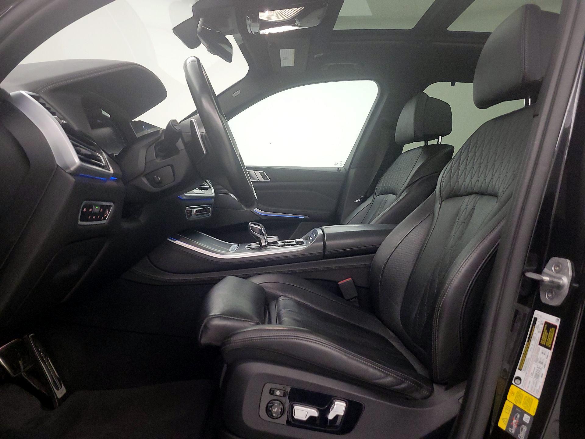 Thumbnail: 2021 BMW X5 - 11