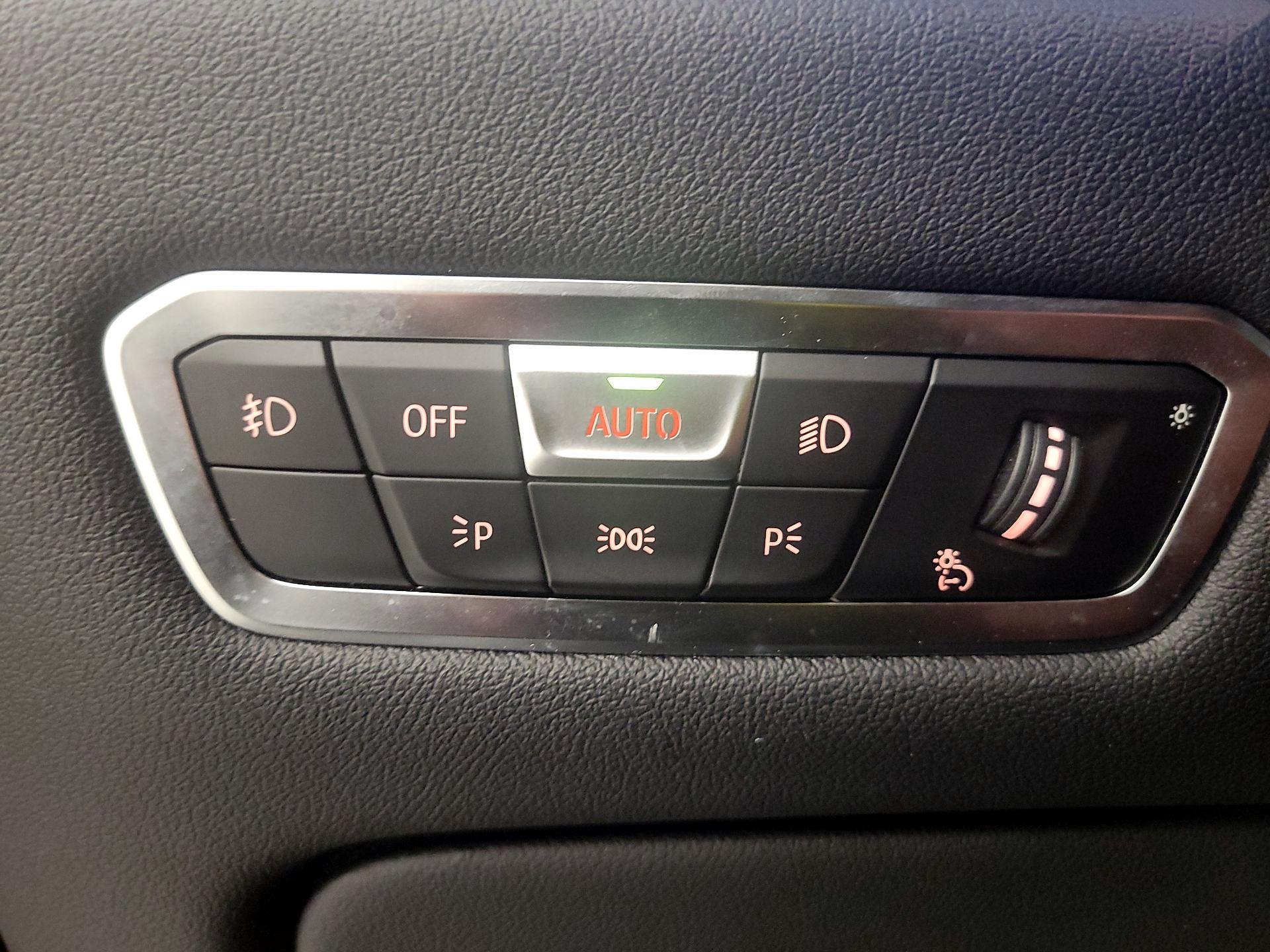 Thumbnail: 2021 BMW X5 - 13