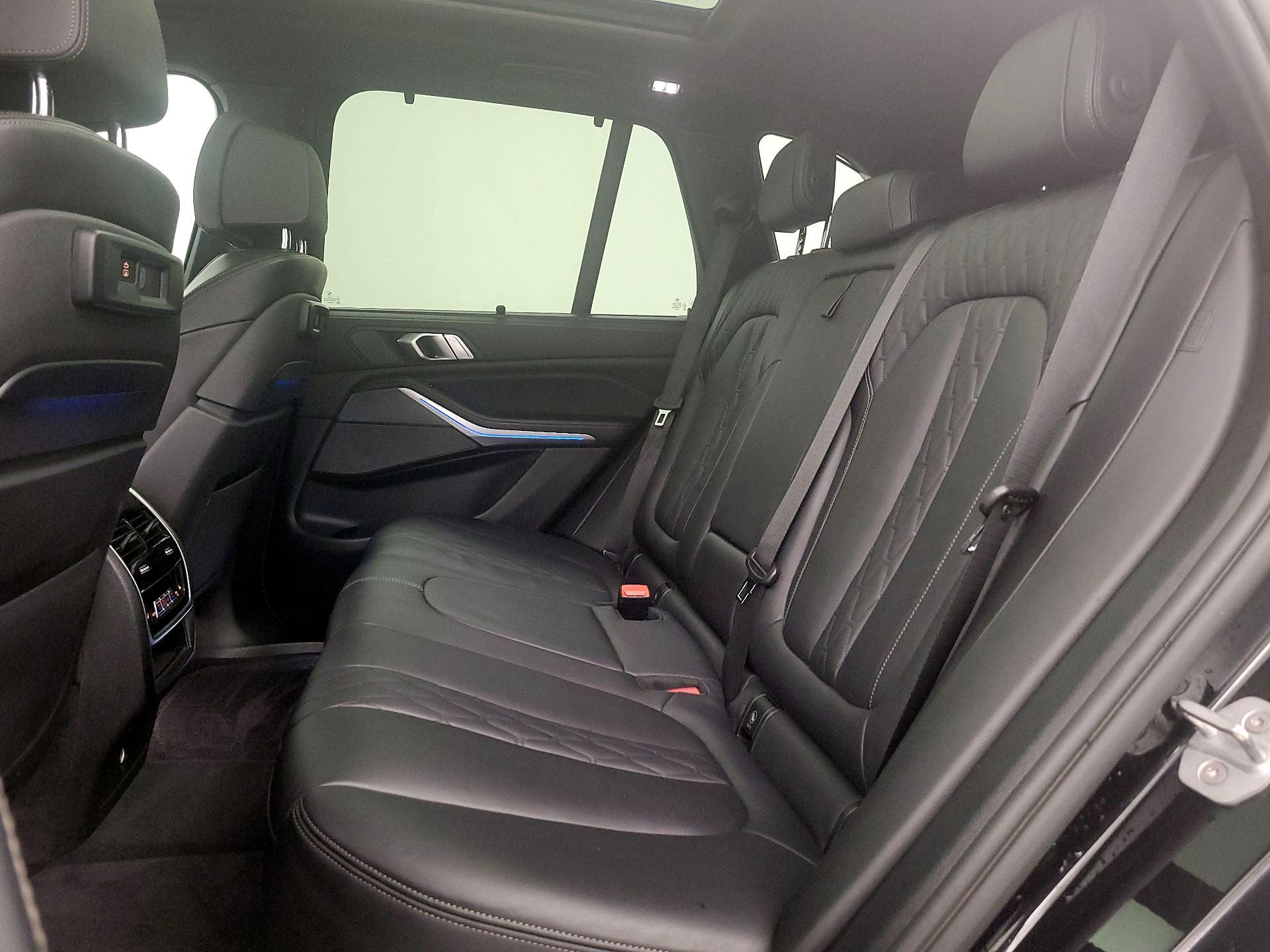 Thumbnail: 2021 BMW X5 - 18