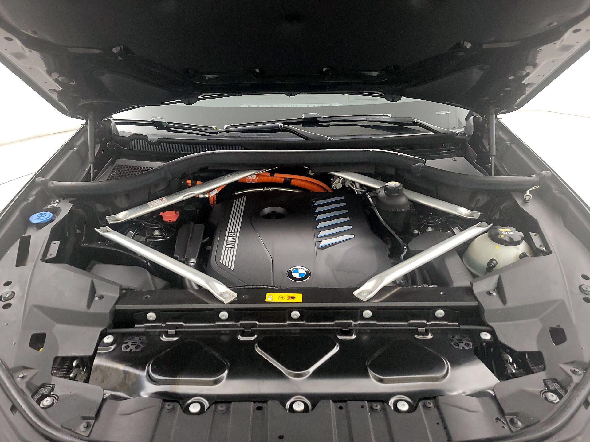 Thumbnail: 2021 BMW X5 - 20