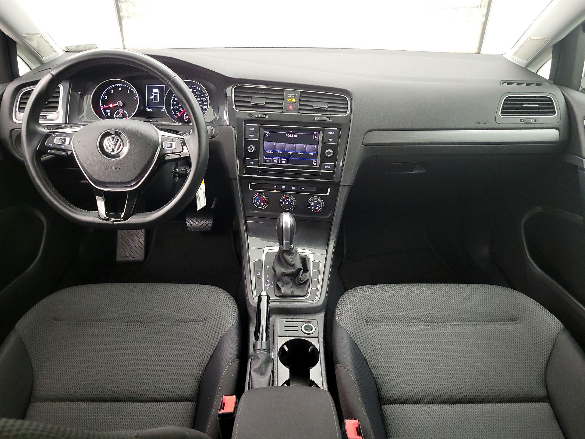 Thumbnail: 2019 Volkswagen Golf - 9