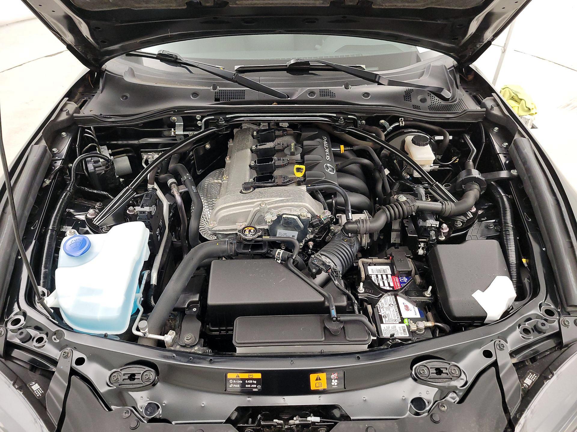 Thumbnail: 2021 Mazda MX-5 Miata - 20