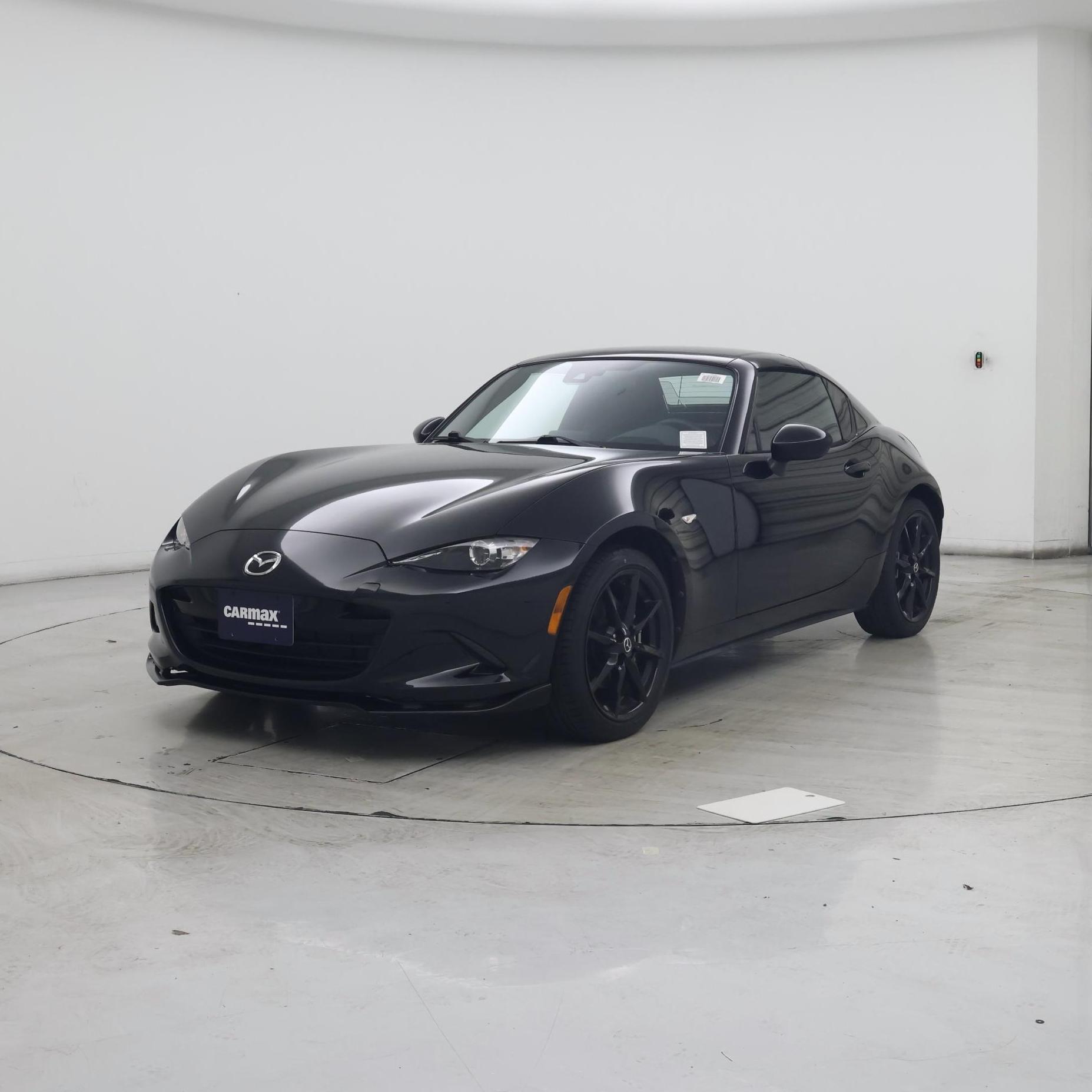 Thumbnail: 2021 Mazda MX-5 Miata - 4