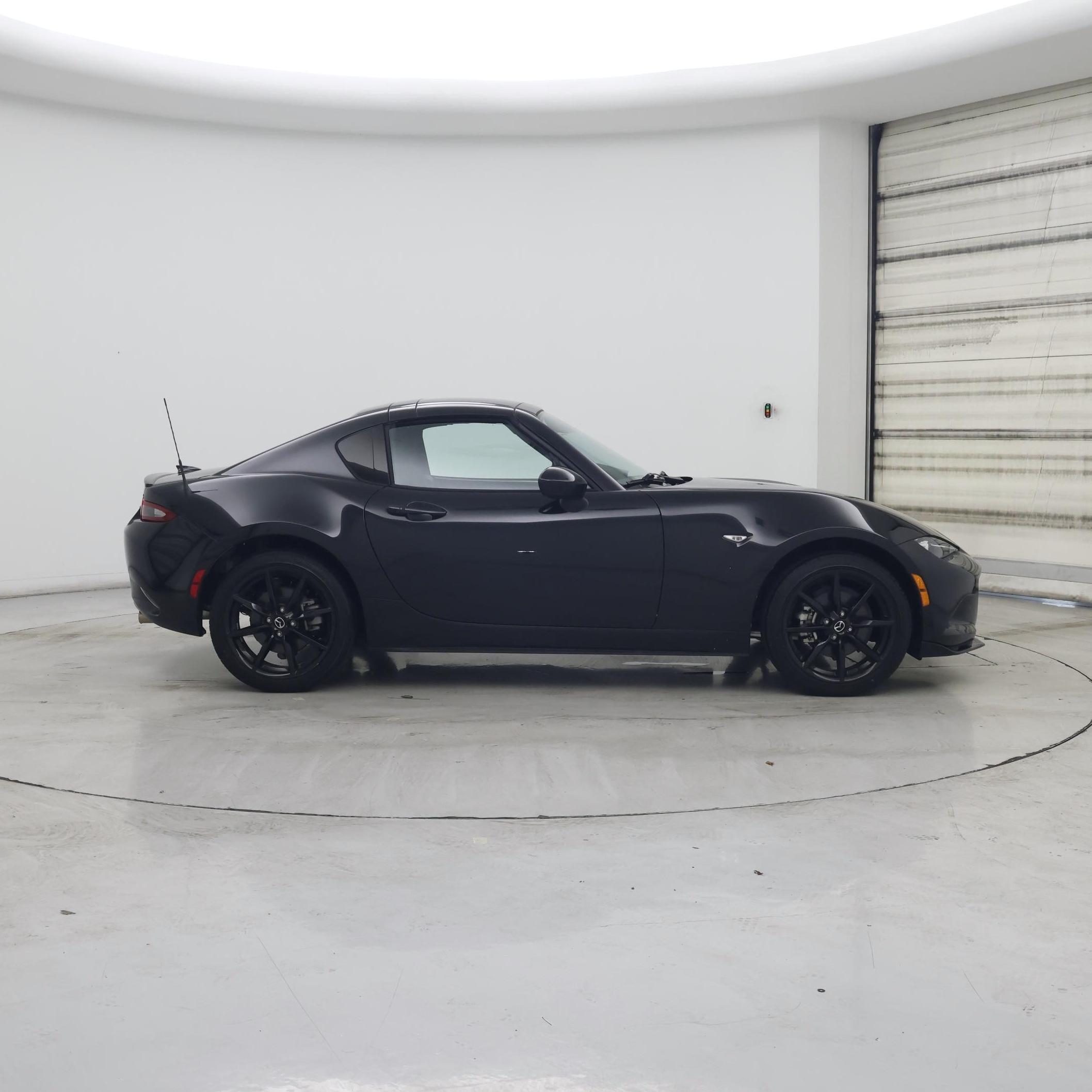 Thumbnail: 2021 Mazda MX-5 Miata - 7