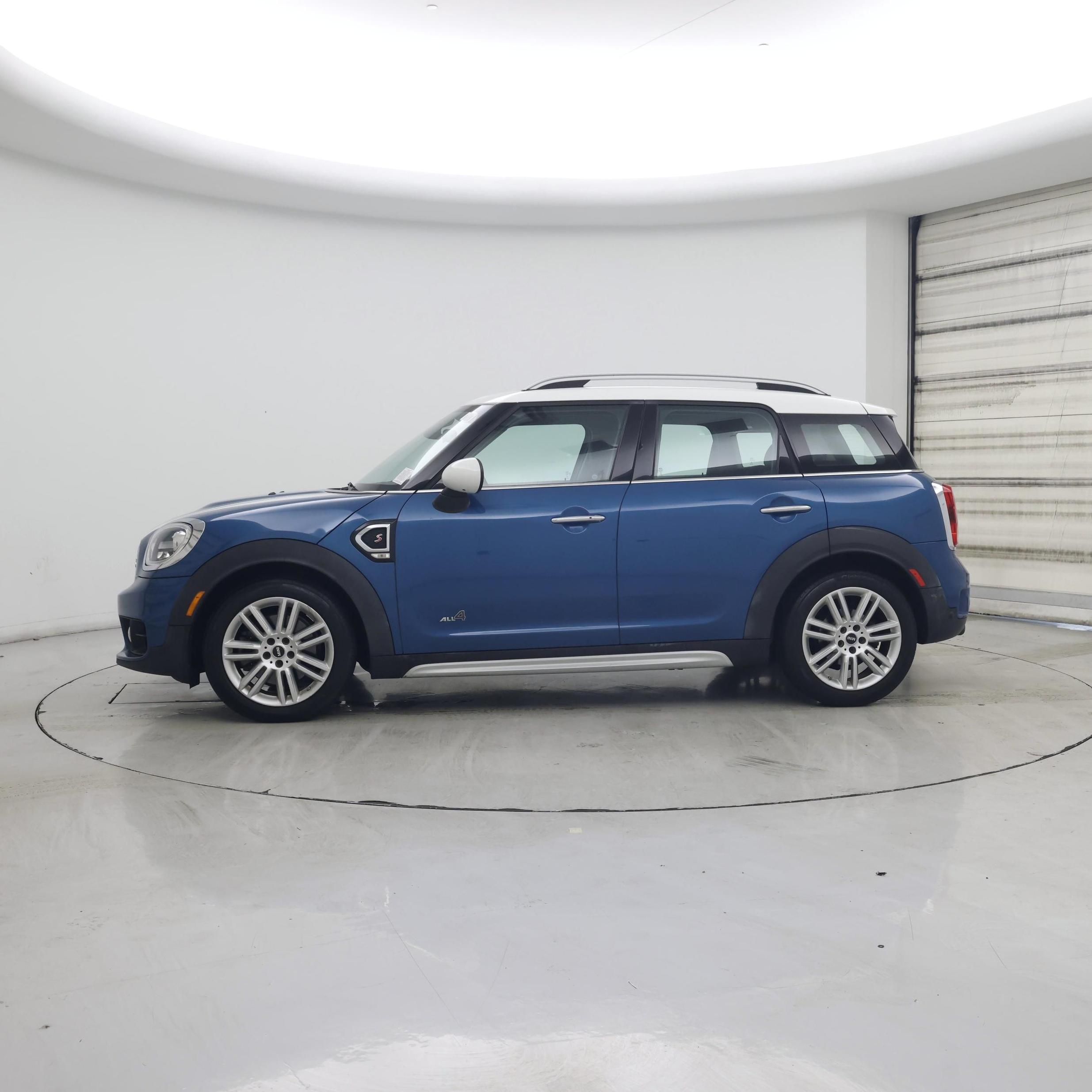 Thumbnail: 2019 MINI Cooper Countryman - 3