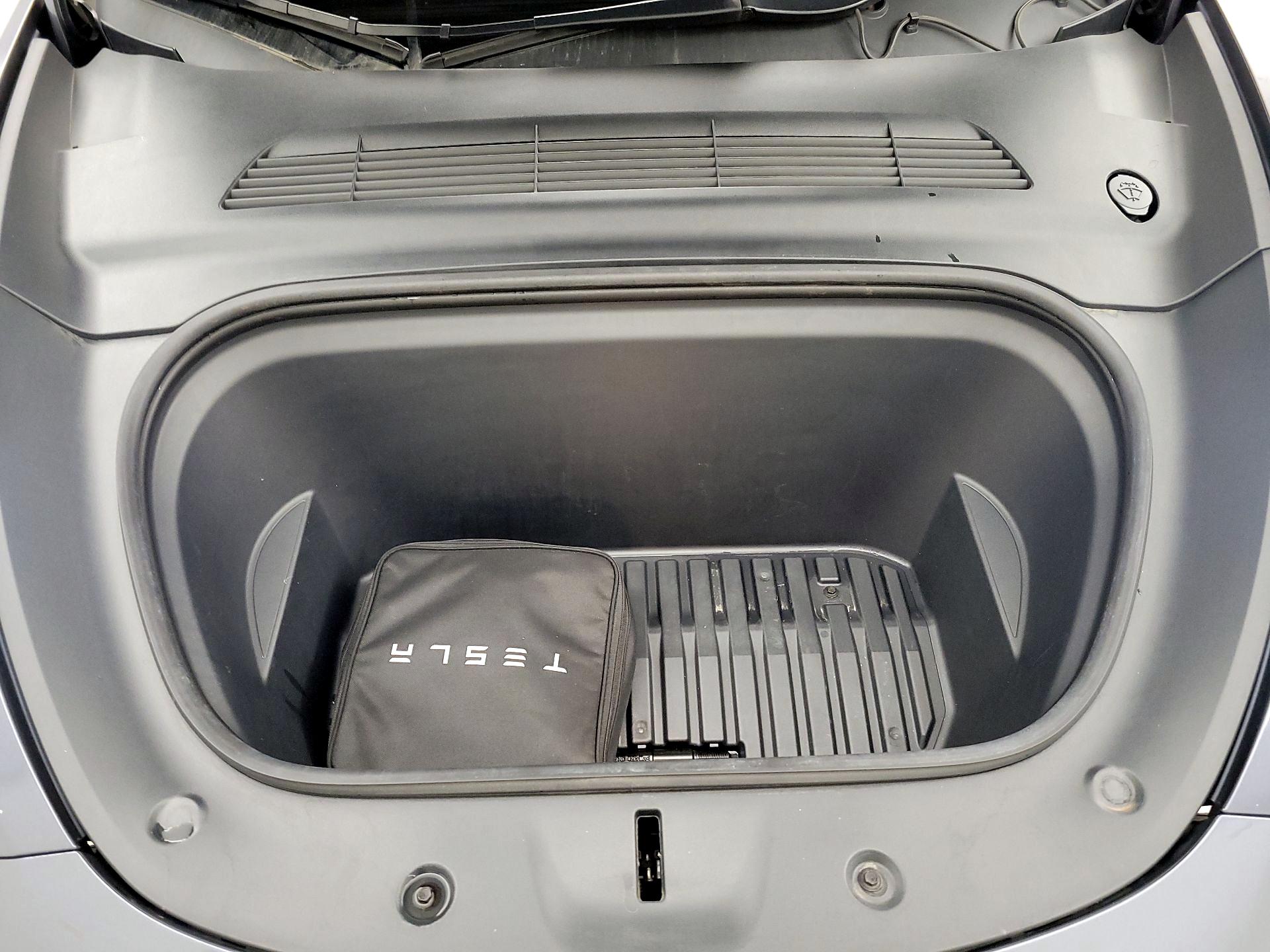 Thumbnail: 2021 Tesla Model Y - 20