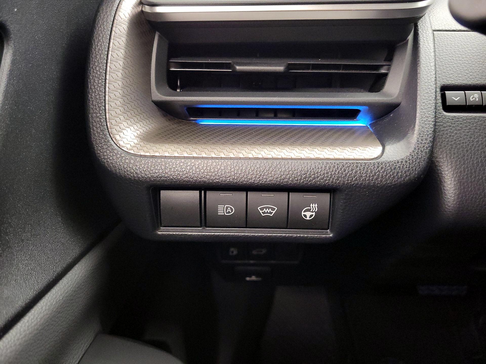 Thumbnail: 2024 Toyota Prius - 13