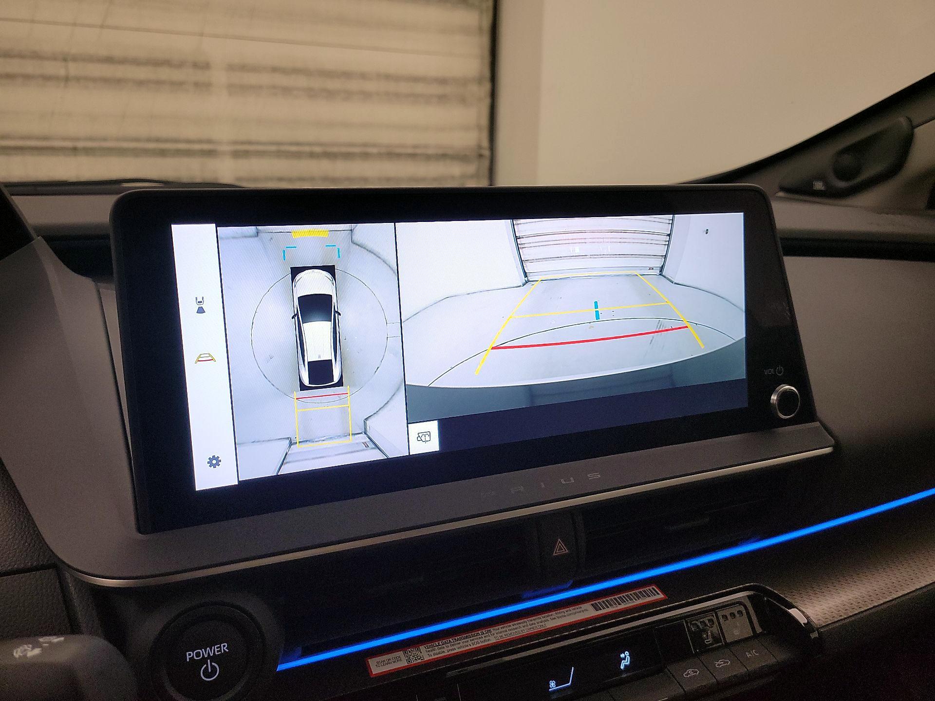 Thumbnail: 2024 Toyota Prius - 14