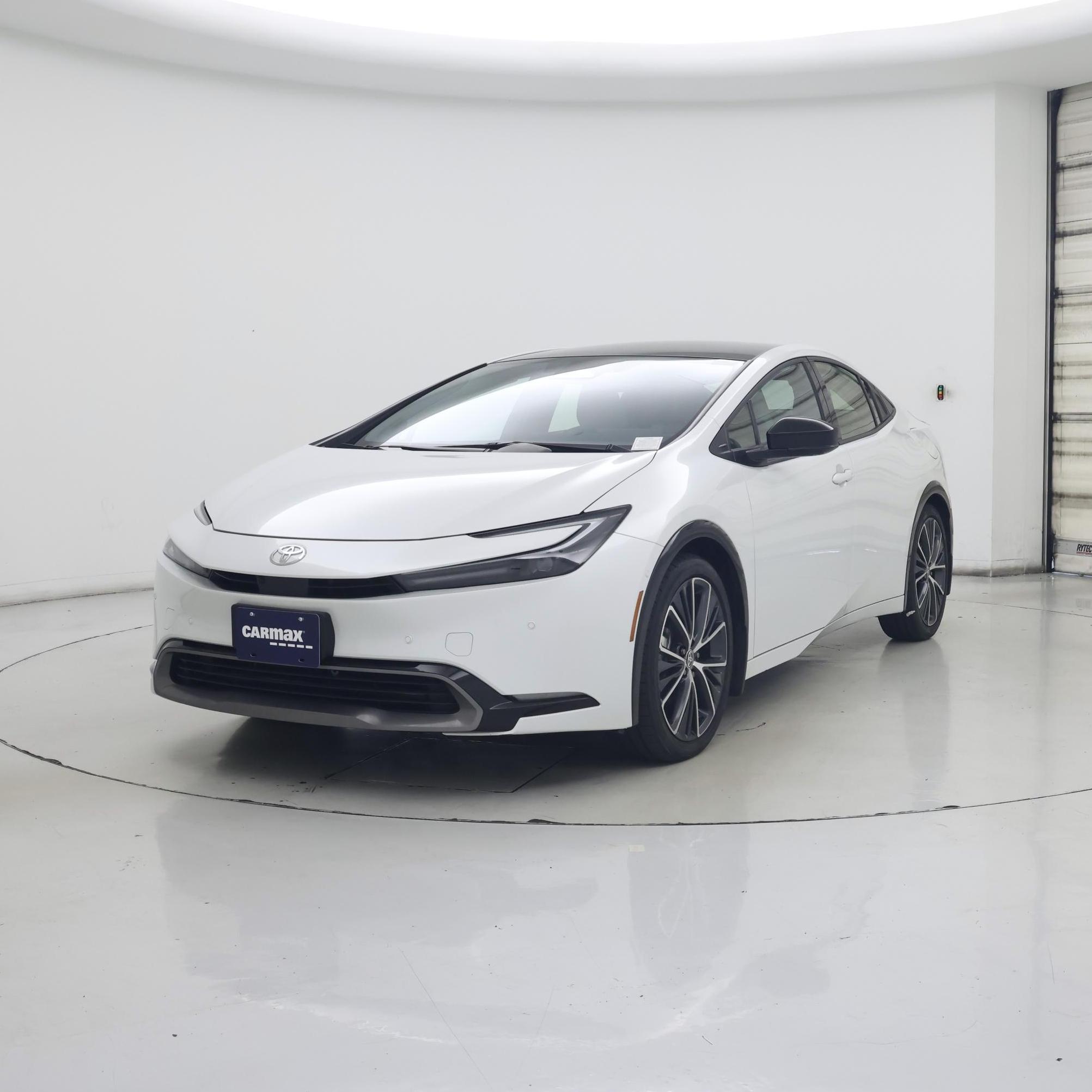 Thumbnail: 2024 Toyota Prius - 4